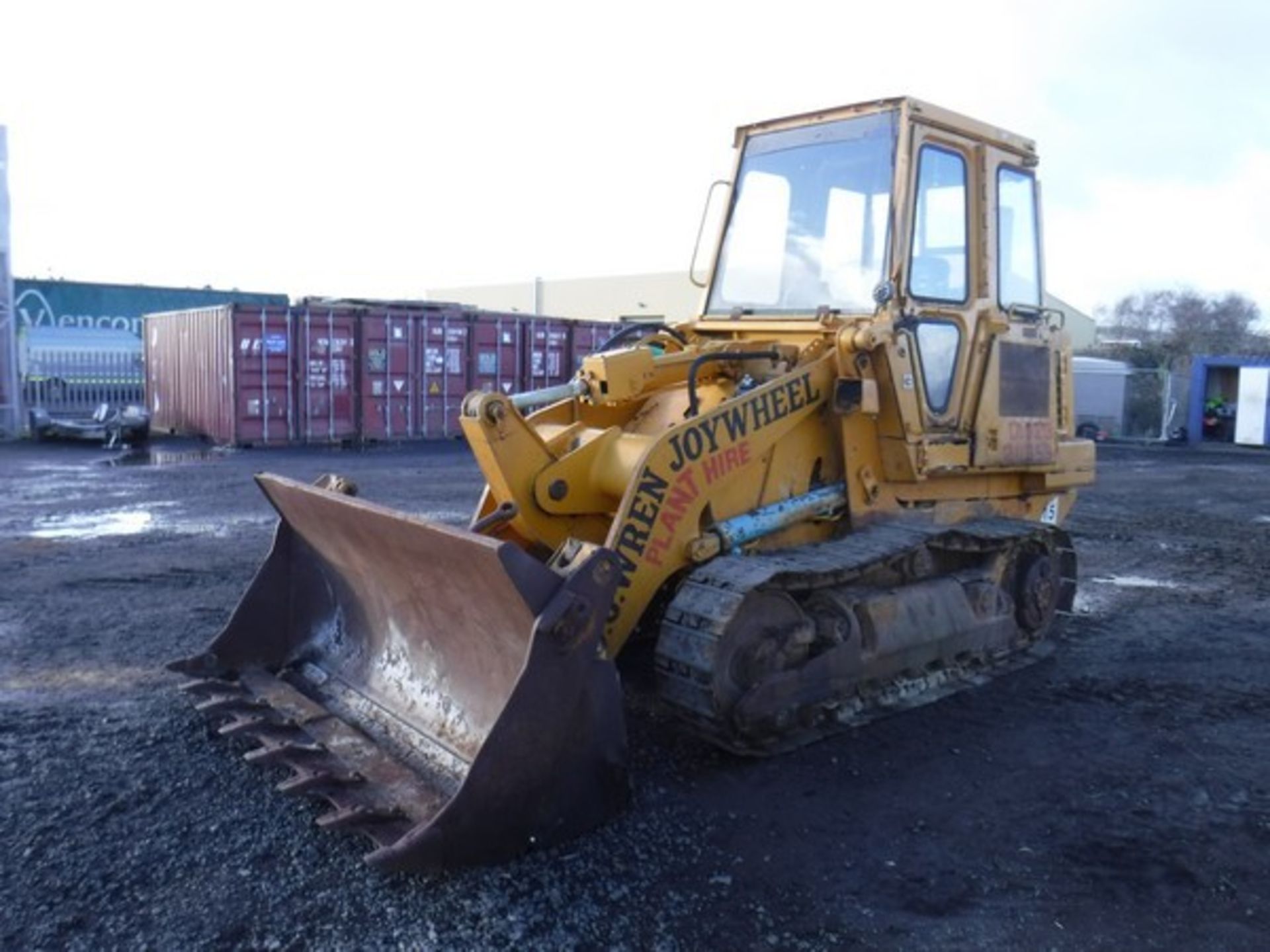 1995 CATERPILLAR 943 S/N45V1UP 11,943 hrs (not verified) **NON-RUNNER**