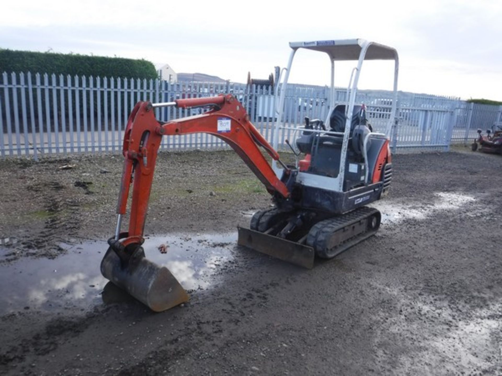 KUBOTA KX36 c/w rubber tracks 3675 hrs (not verified)SN - WKFRGB0037056784