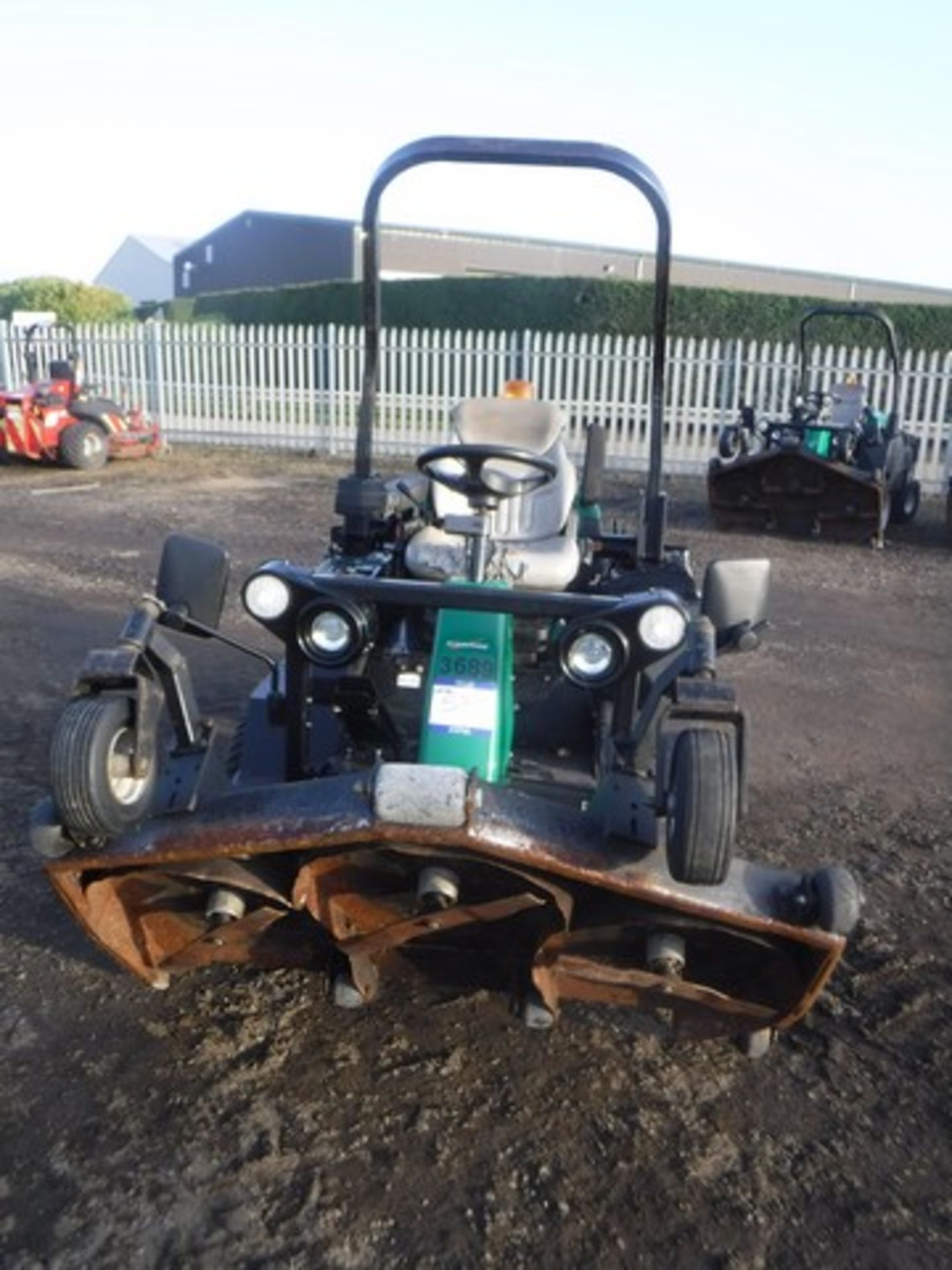 2010 RANSOMES HR 3300T diesel rotary ride on mower. REG NO SF10 GRK. FL NO CP3689. 3543 HRS - Image 2 of 6