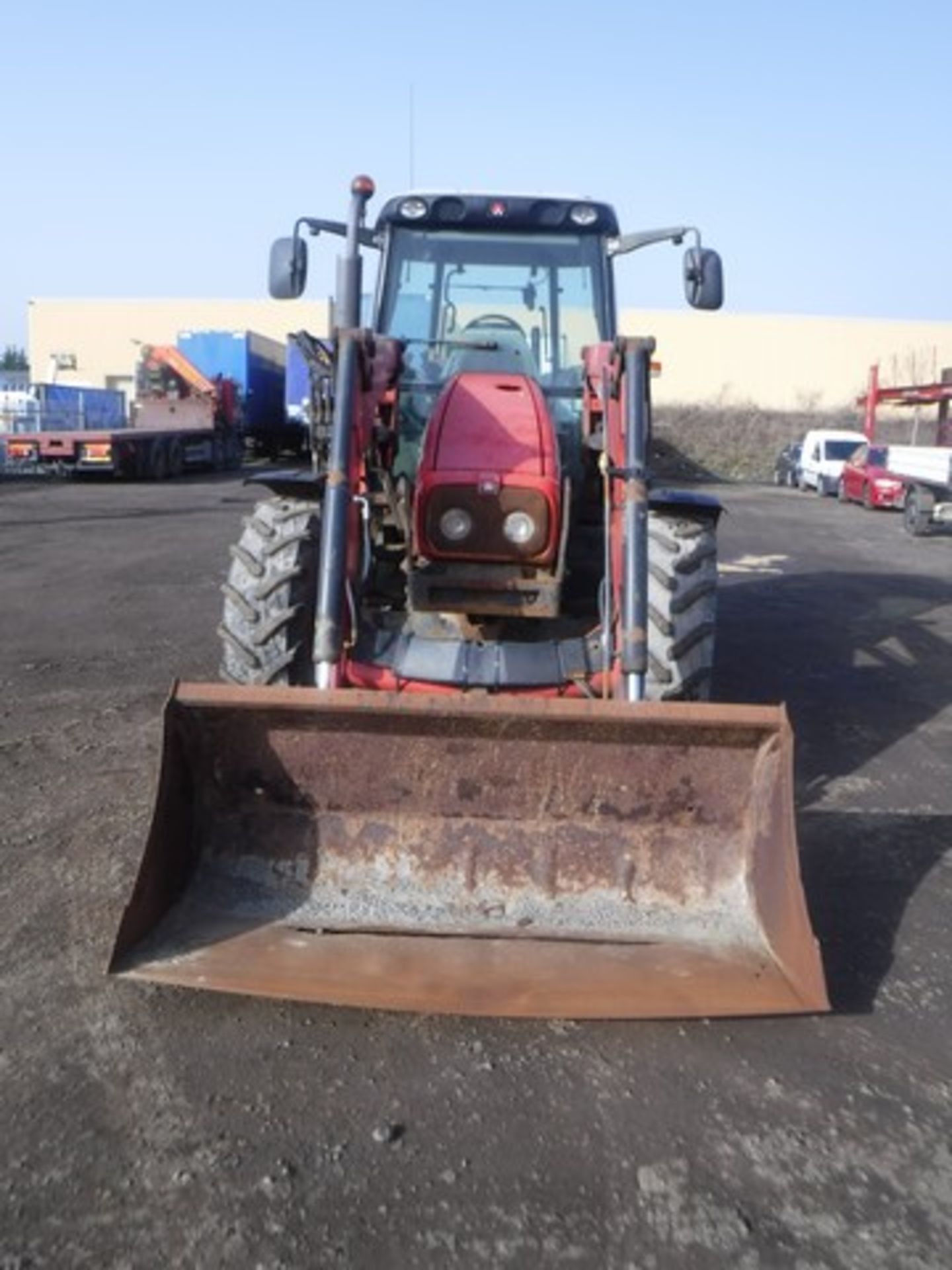 2006 MASSEY FERGUSSON twin axle tractor. - Image 2 of 8