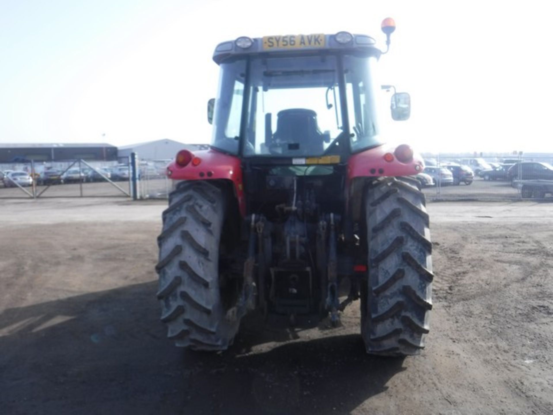 2006 MASSEY FERGUSSON twin axle tractor. - Image 4 of 8