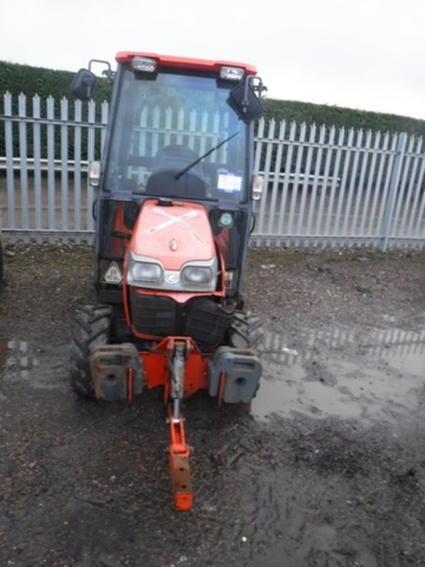 KUBOTA B2530 tractor 715hrs (not verified) - Image 2 of 7