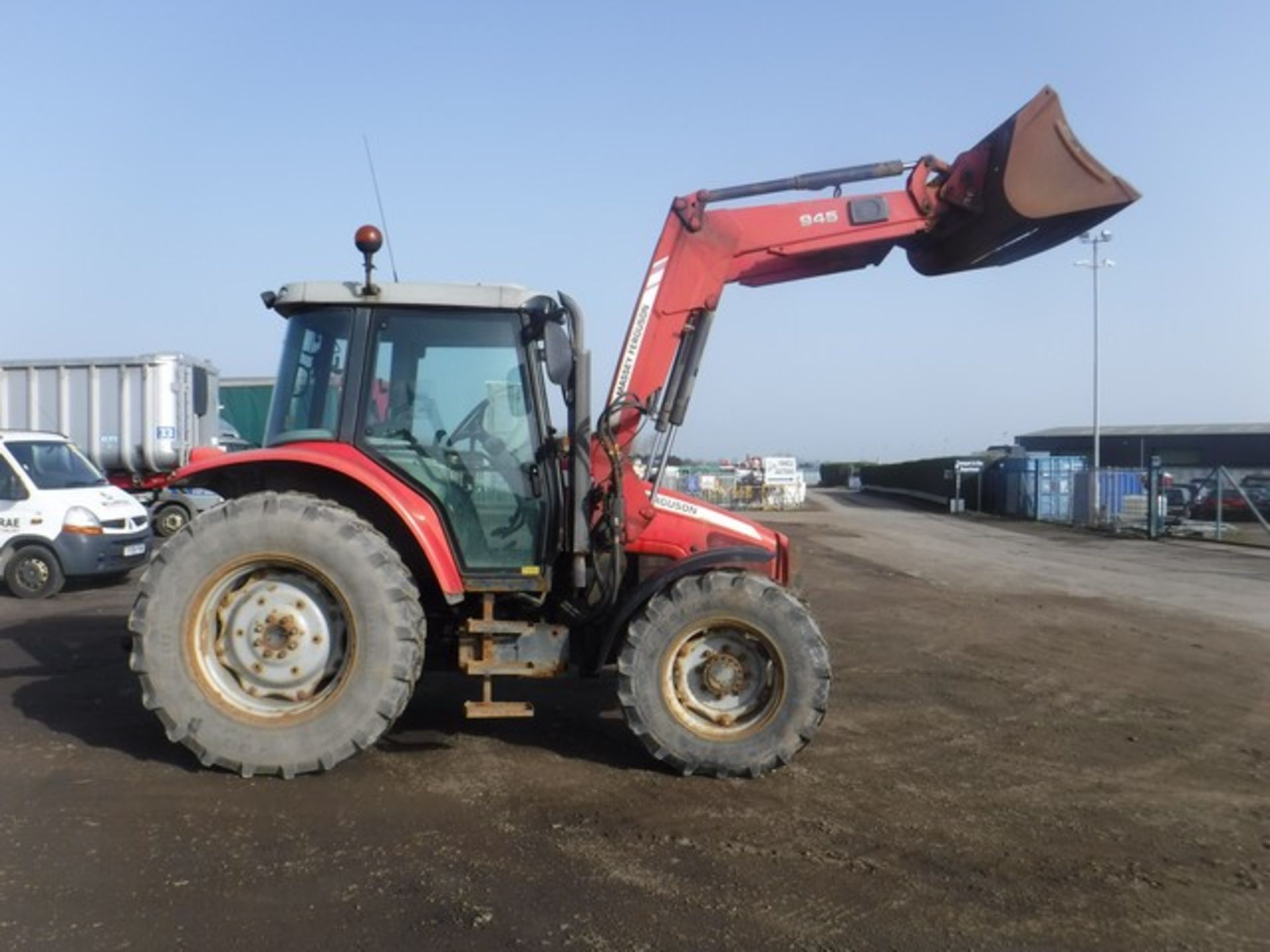 2006 MASSEY FERGUSSON twin axle tractor. - Image 5 of 8