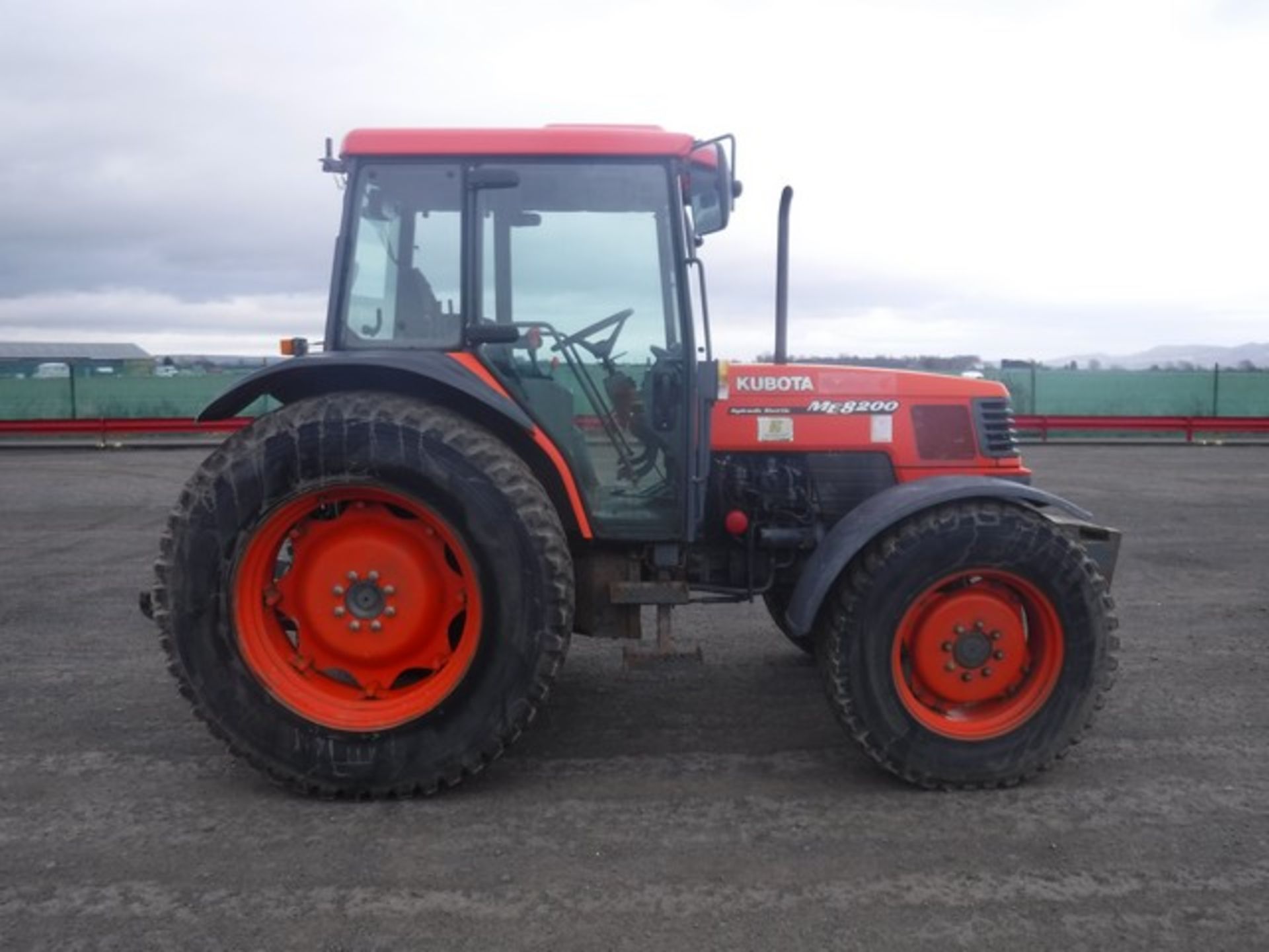 KUBOTA ME8200 tractor 8157 hrs (not verified) - Image 3 of 7