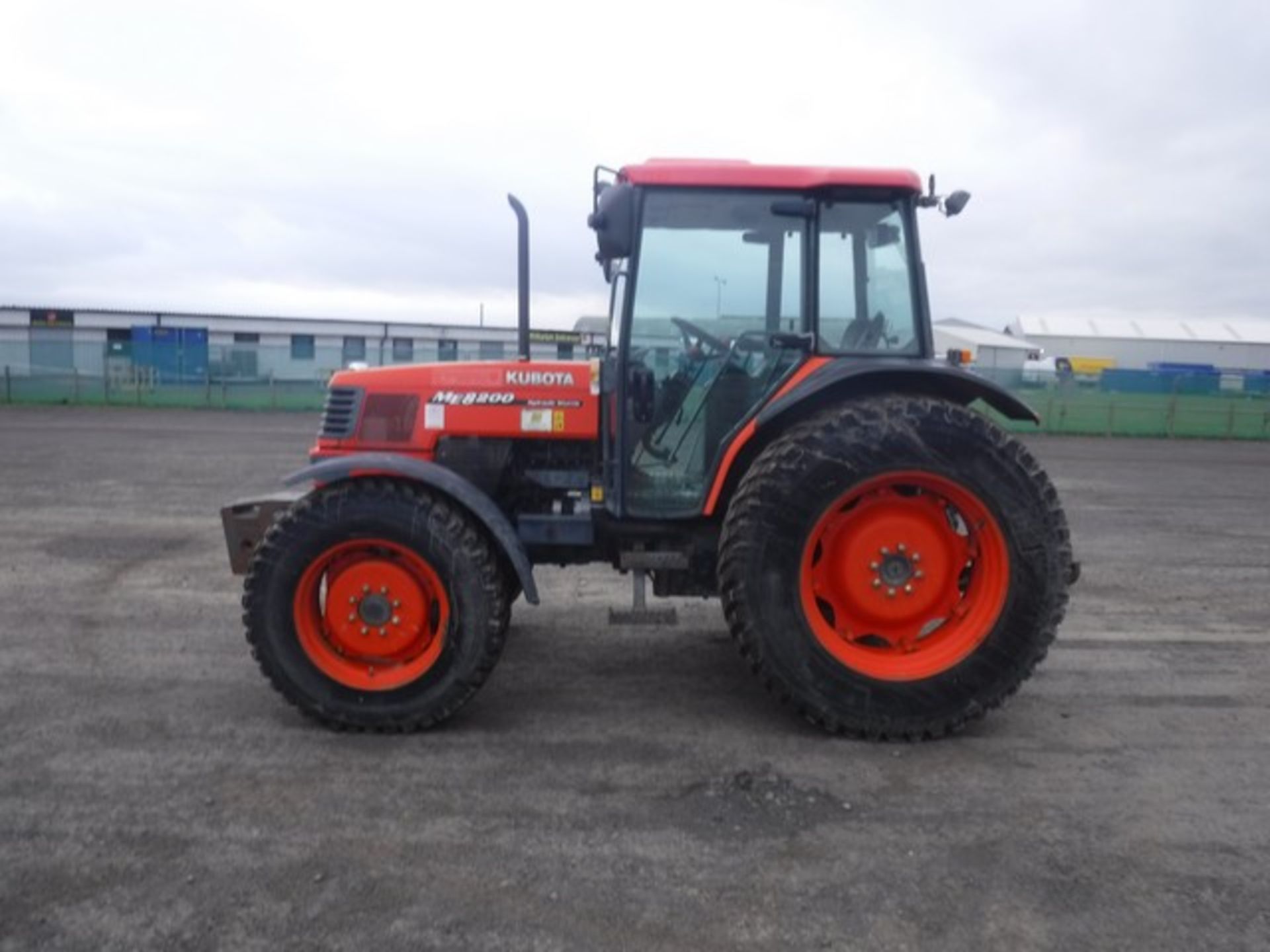 KUBOTA ME8200 tractor 6925 hrs (not verified)