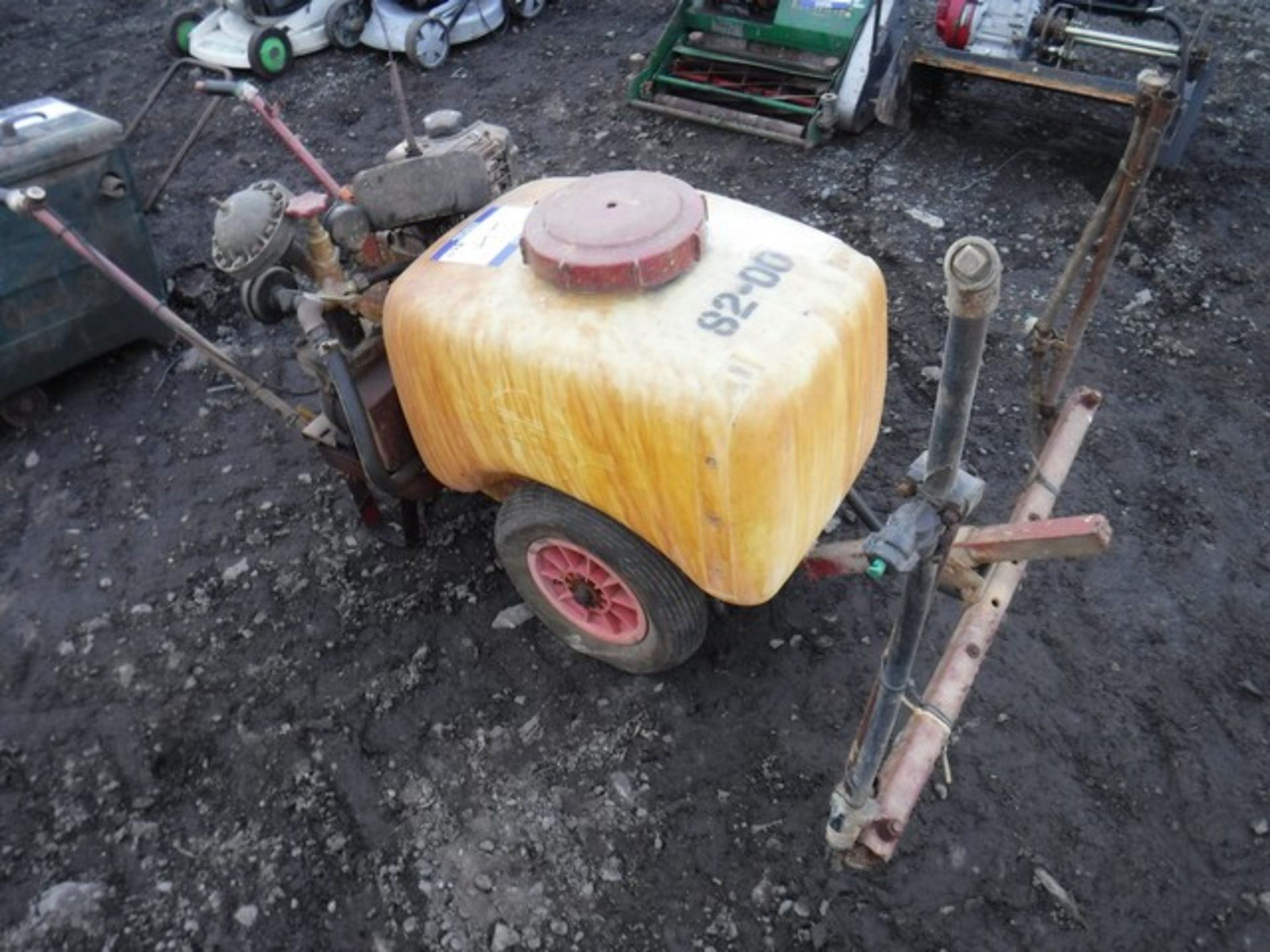 HARDY petrol engine sprayer - Image 2 of 2