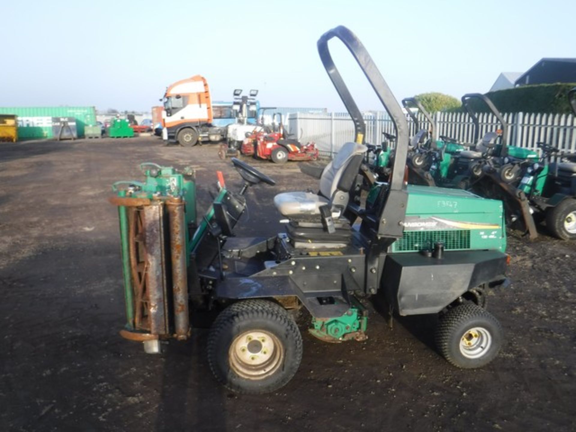 2008 RANSOMES HIGHWAY 2130 diesel cylinder ride on mower. REG NO SP08 HGG. FL NO CU000826 . 682 hrs