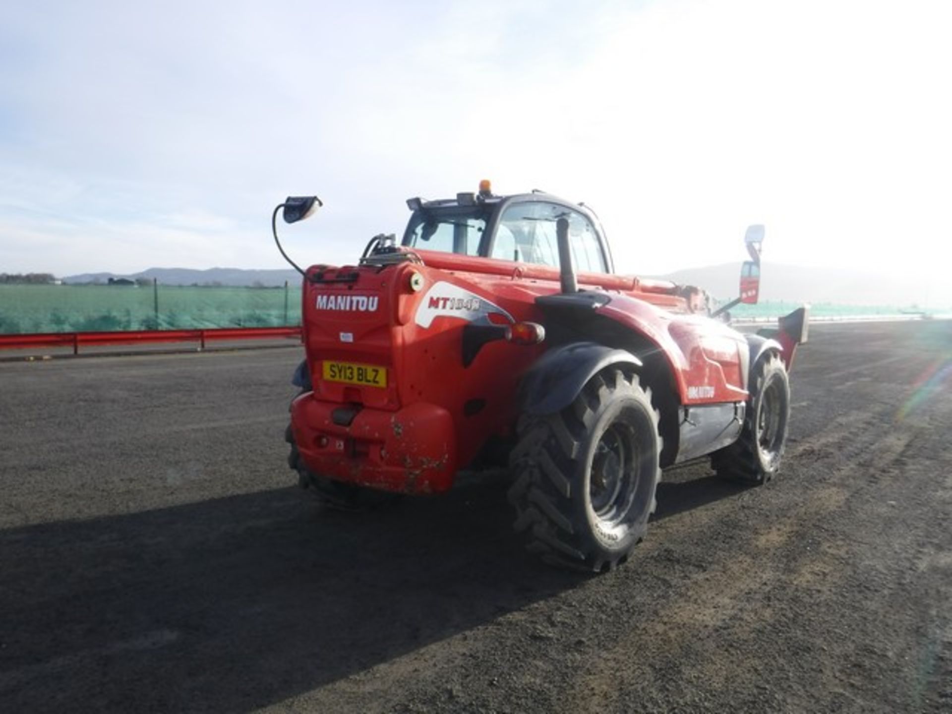 2012 MANITOU MT1840 telehandler c/w pallet forks. CE marked. Lift capacity 4000kg. Max reach 18m. Re - Image 6 of 12