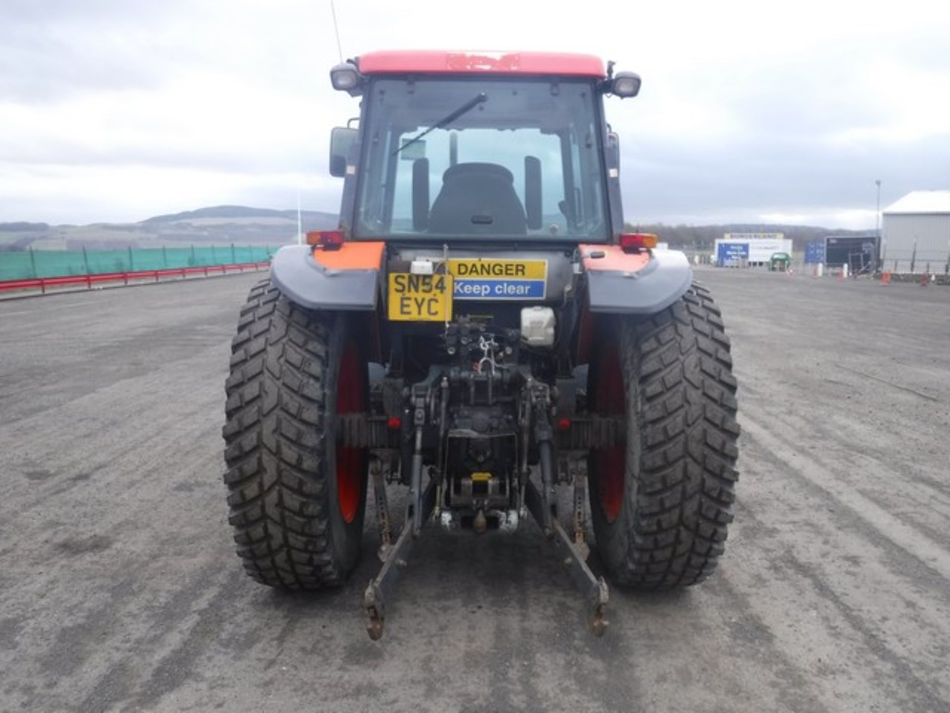 KUBOTA ME8200 tractor 8722 hrs (not verified) - Image 4 of 7