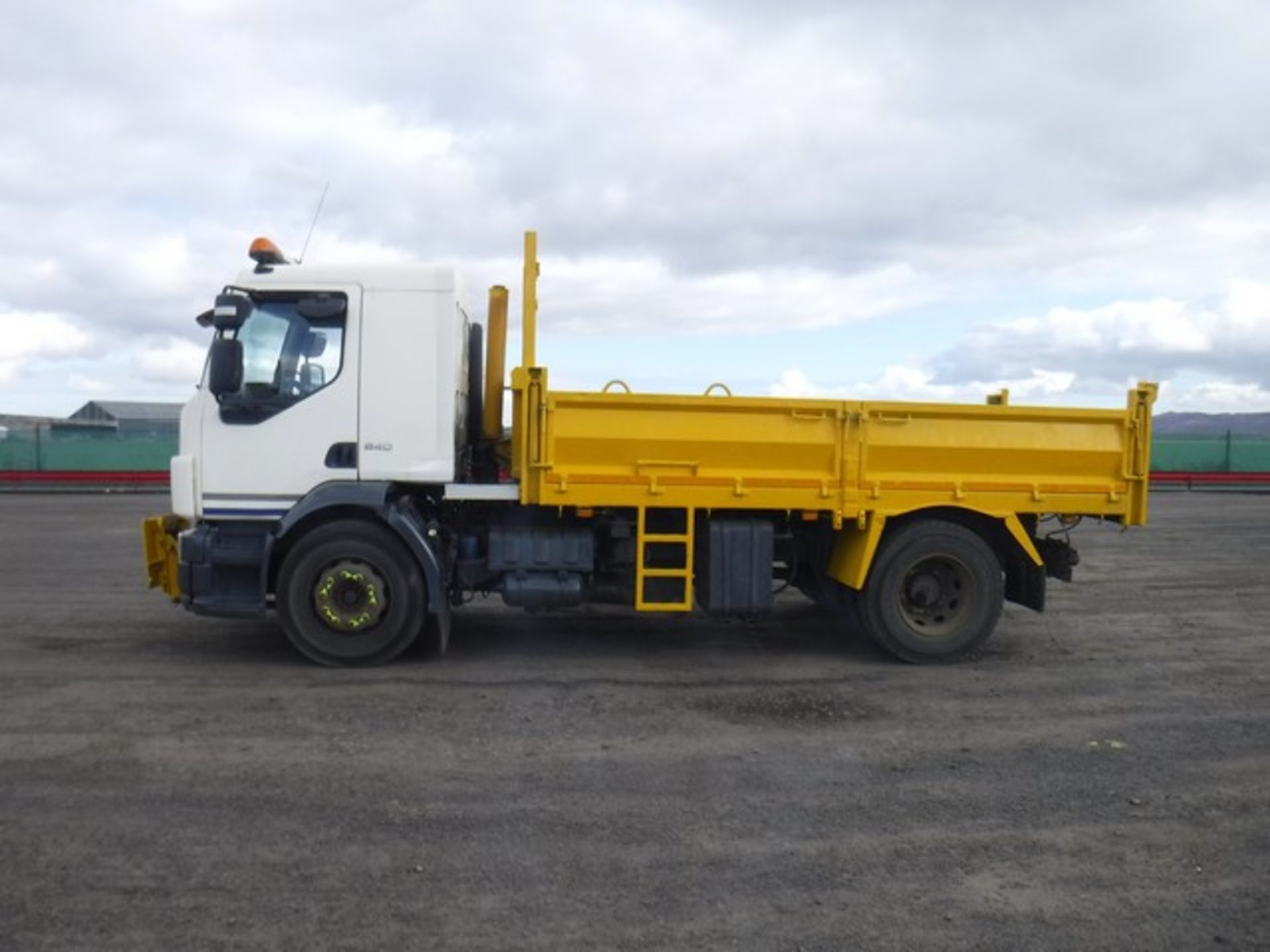 VOLVO FL - 7146cc - Image 5 of 10