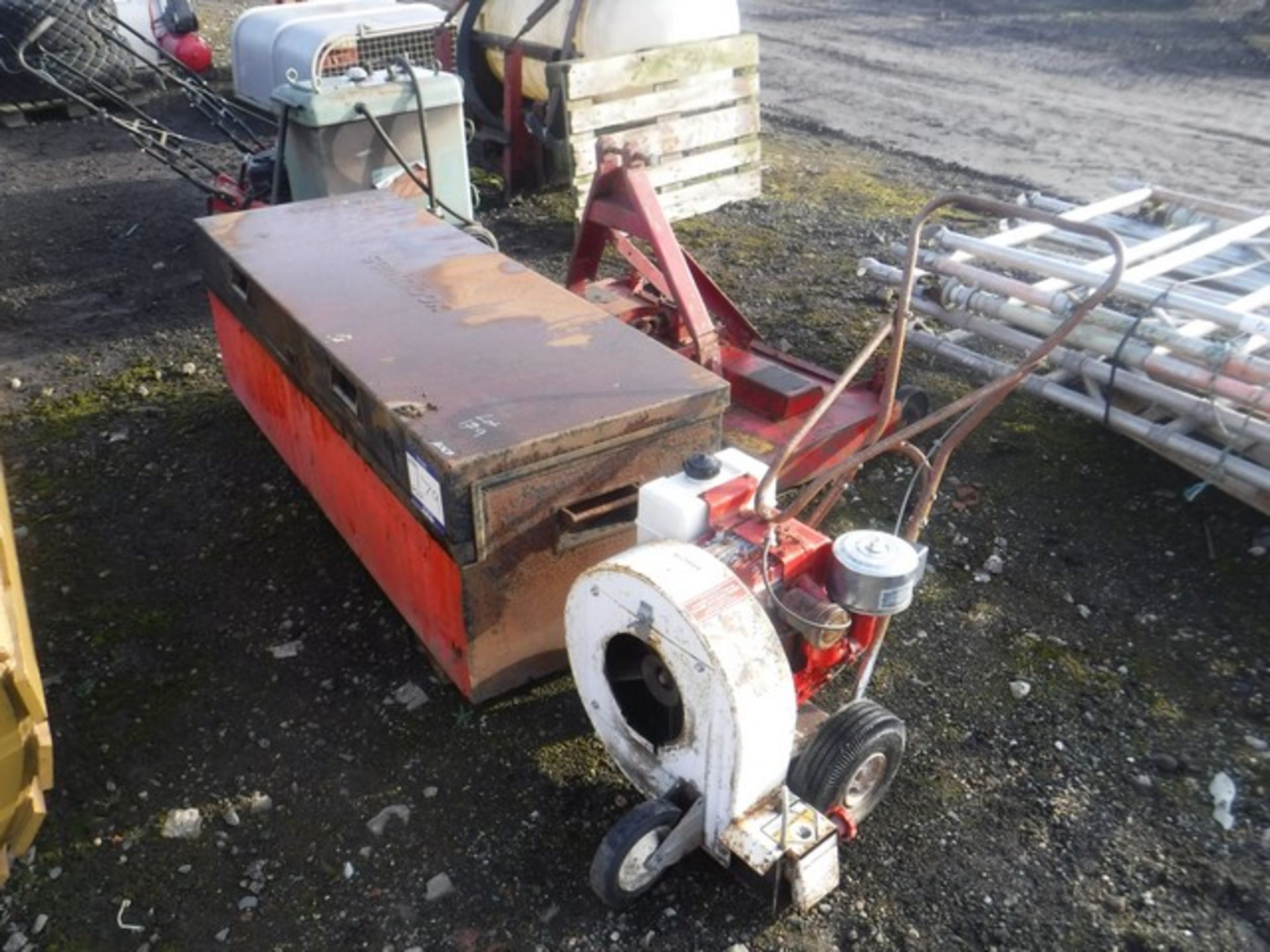 Tool box , strimmer, flail deck and 8hp blower - Image 3 of 4