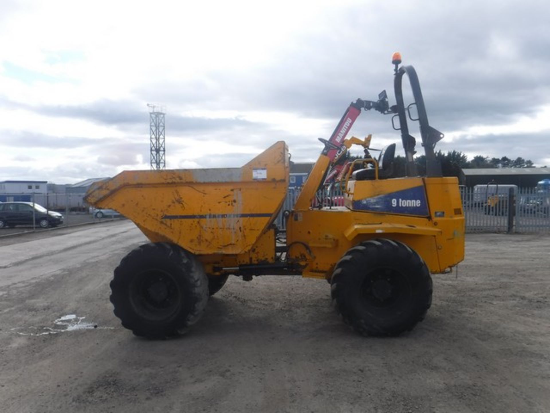THWAITES 9T dumper. YEAR 2007 3866 hrs (not verified) Documents in office. - Image 7 of 9