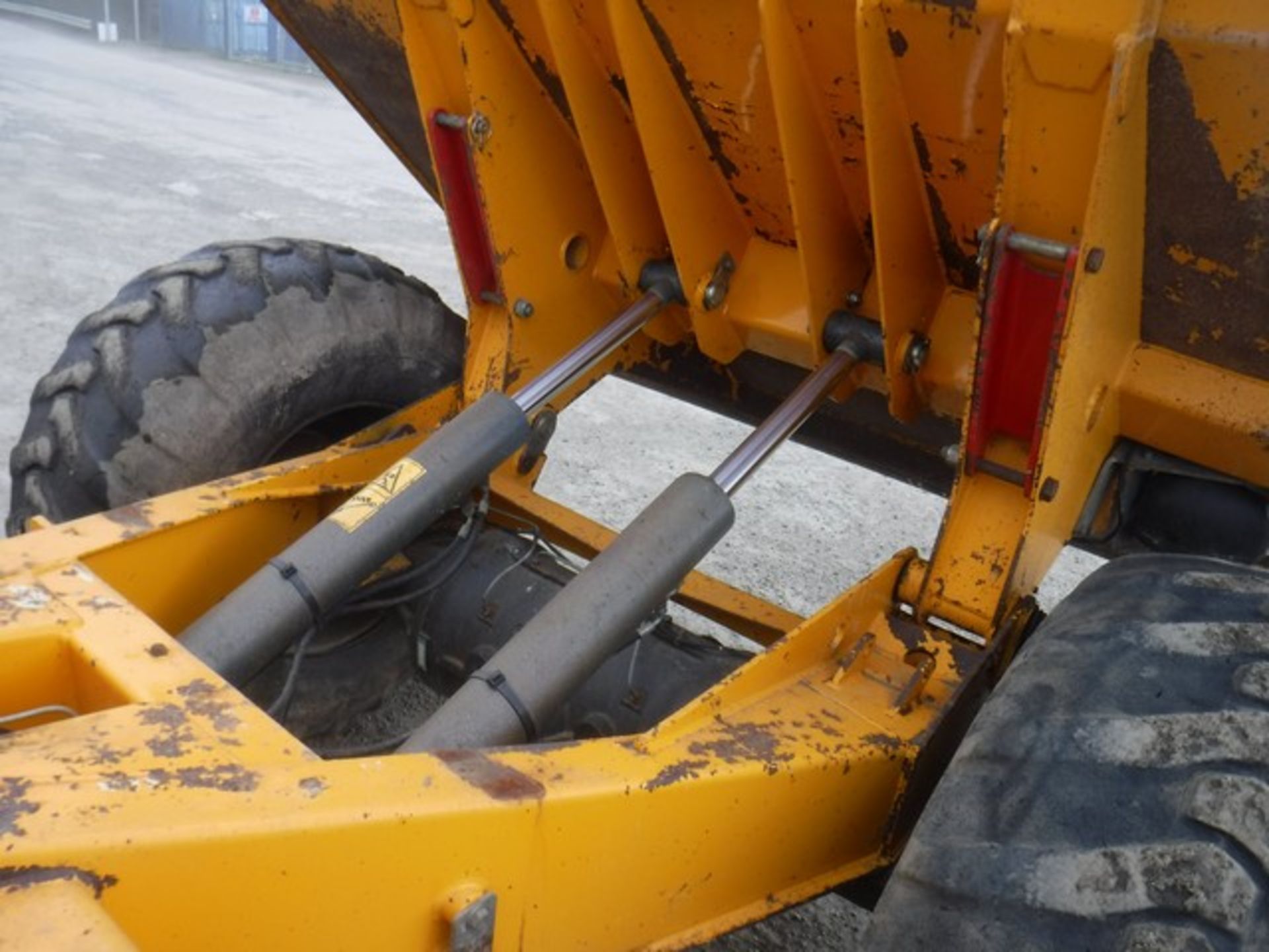 2006 TEREX 9 tonne dumper. S/NE604EW114. 3233 hrs(not verified) - Image 4 of 7