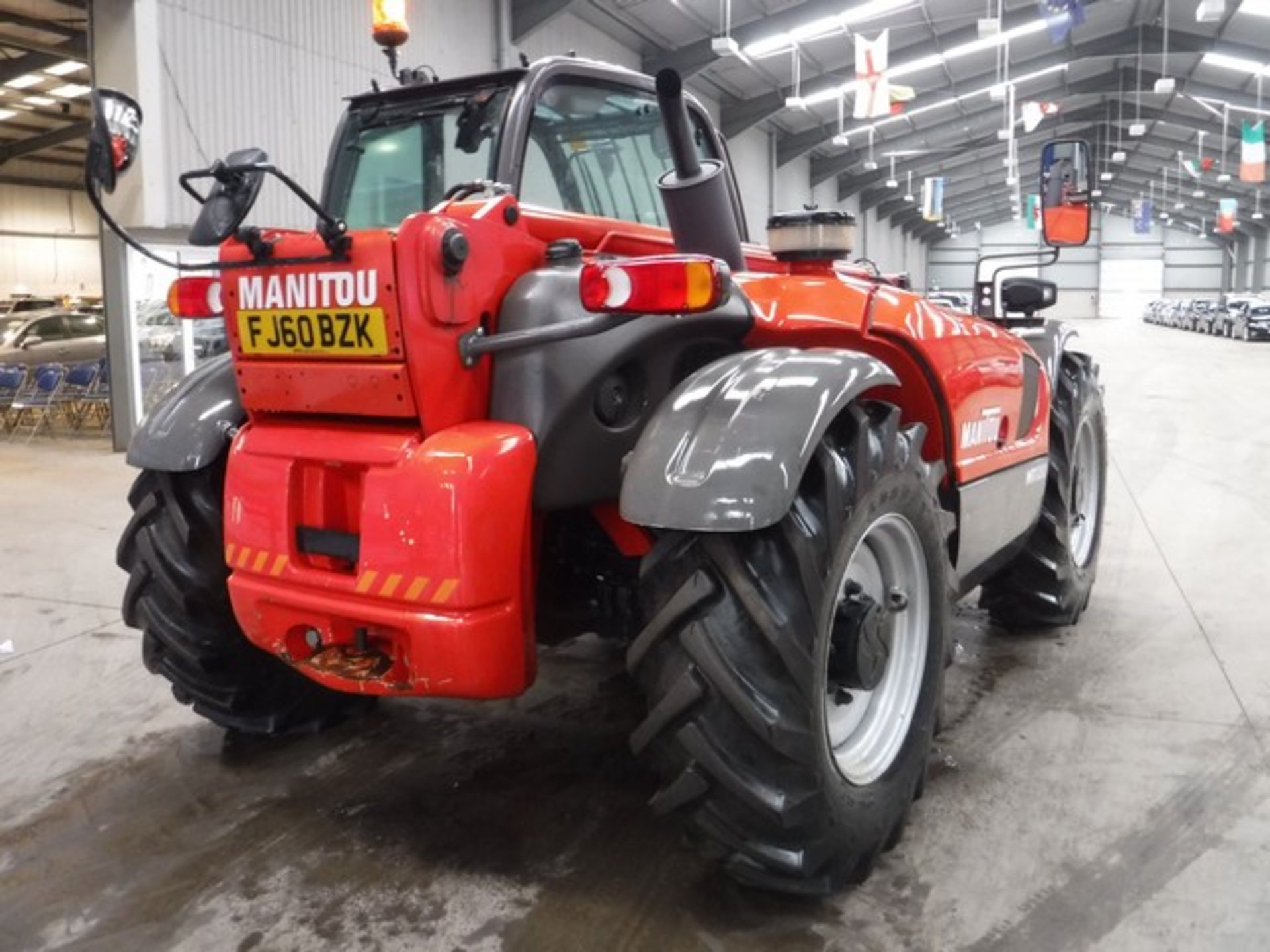 2010 Manitou MT932 only 857 hrs from new, sold c/w side shift forks reg FJ60 BZK - Image 9 of 13