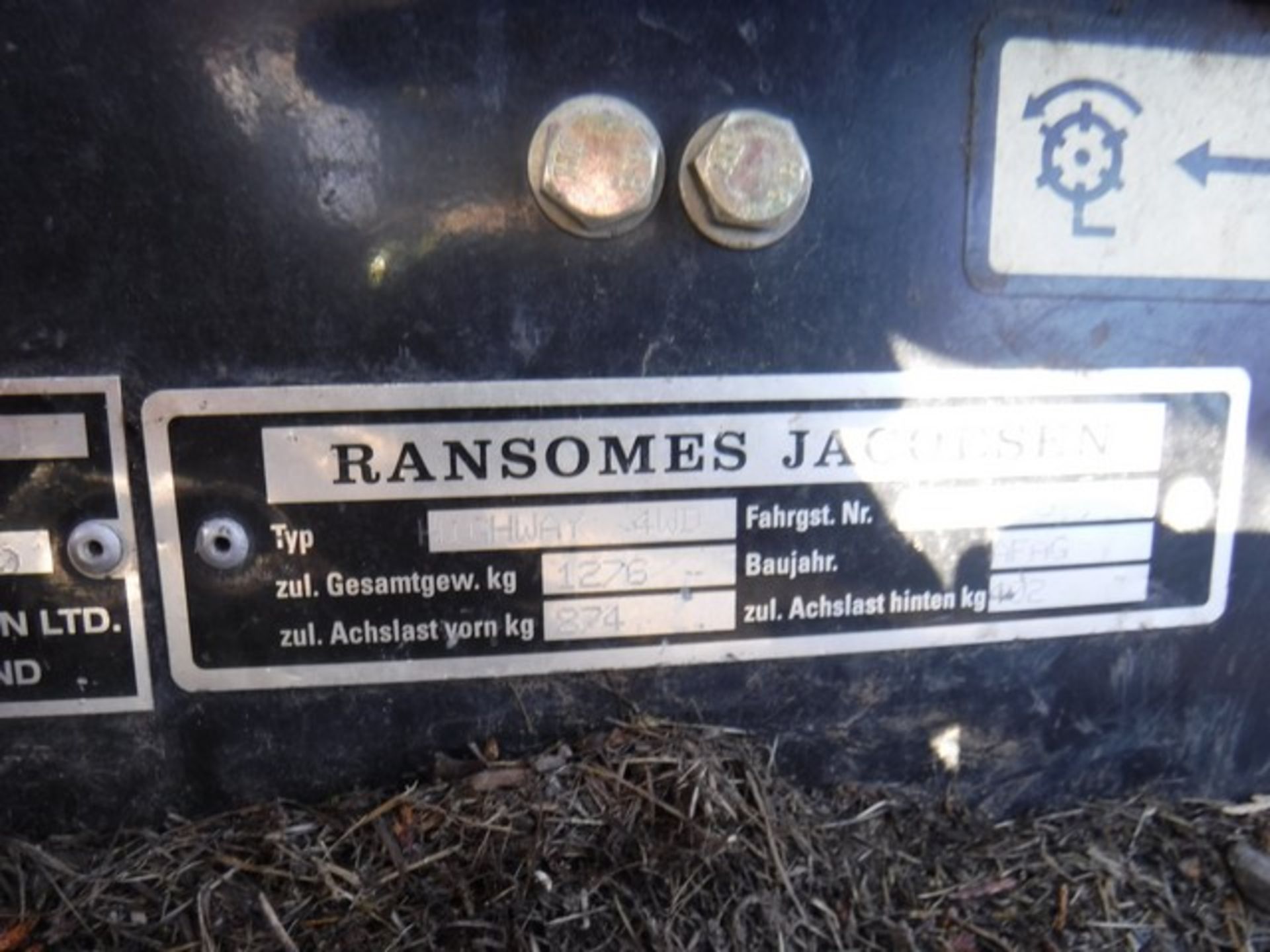 RANSOMES HIGHWAY 2120 mower. 3129 hrs (not verified) - Image 6 of 6