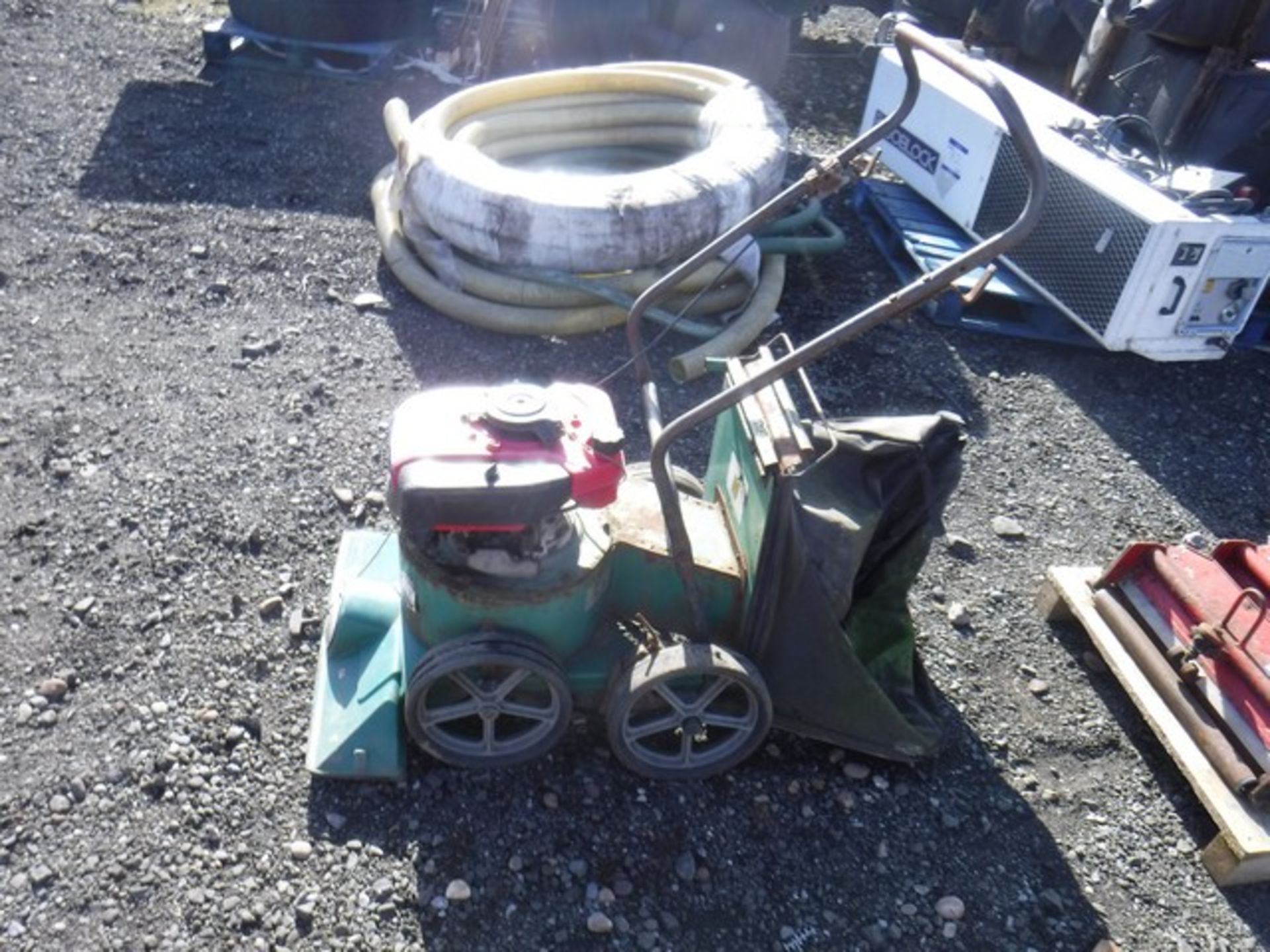 BILLY GOAT leaf vac. HONDA 5.5 engine, requires pull cord assembly