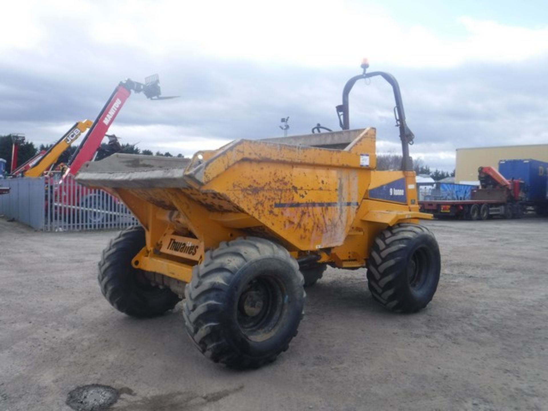 THWAITES 9T dumper.YEAR 2007 3992 hrs (not verified) Documents in office.