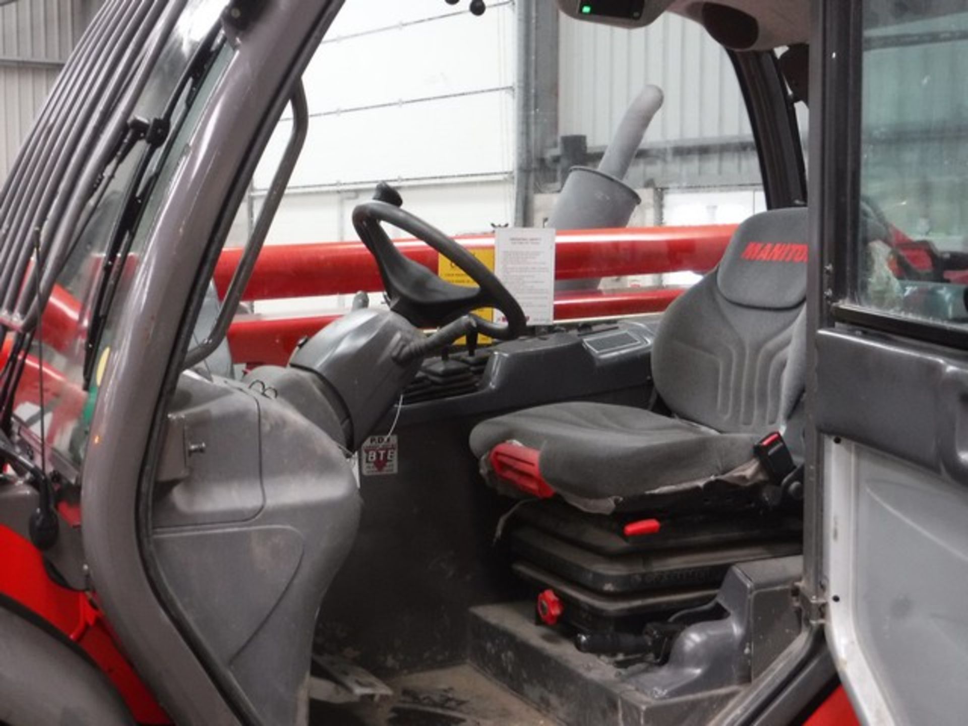 2010 Manitou MT932 only 857 hrs from new, sold c/w side shift forks reg FJ60 BZK - Image 12 of 13