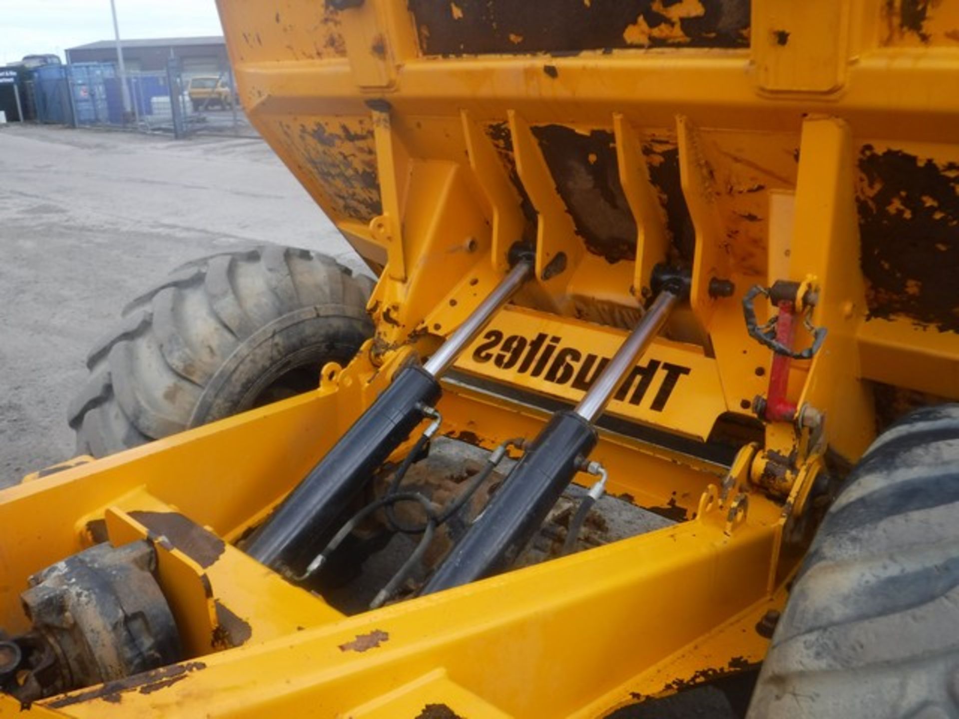 THWAITES 9T dumper.YEAR 2007 3992 hrs (not verified) Documents in office. - Image 4 of 7