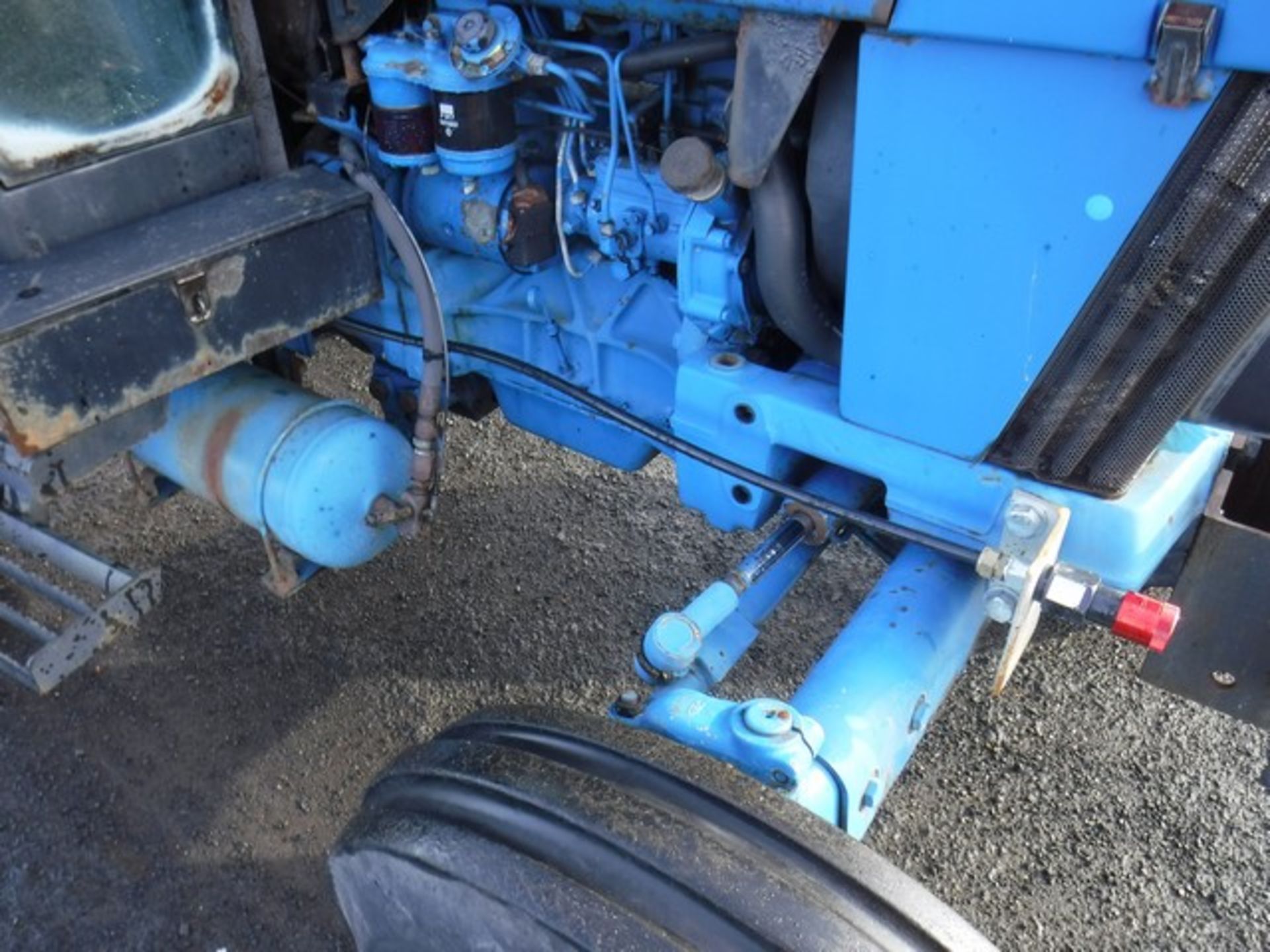 FORD 4630 2wd tractor, piped for trailer, air brakes good condition, 623 hrs (guaranteed). - Bild 7 aus 11