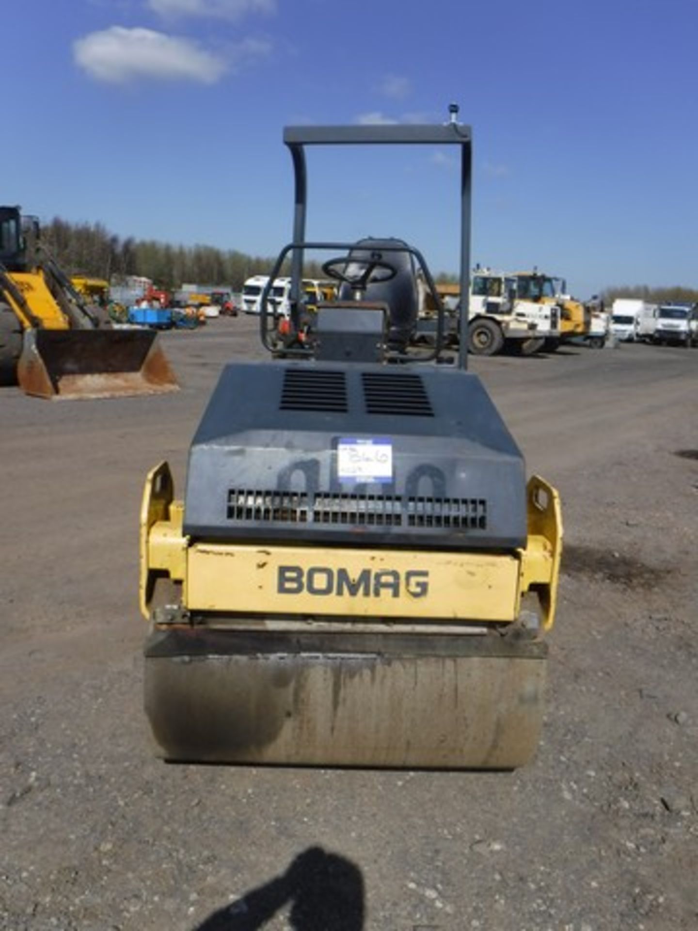 BOMAG 120 roller. Turns over but does not start. - Bild 2 aus 5