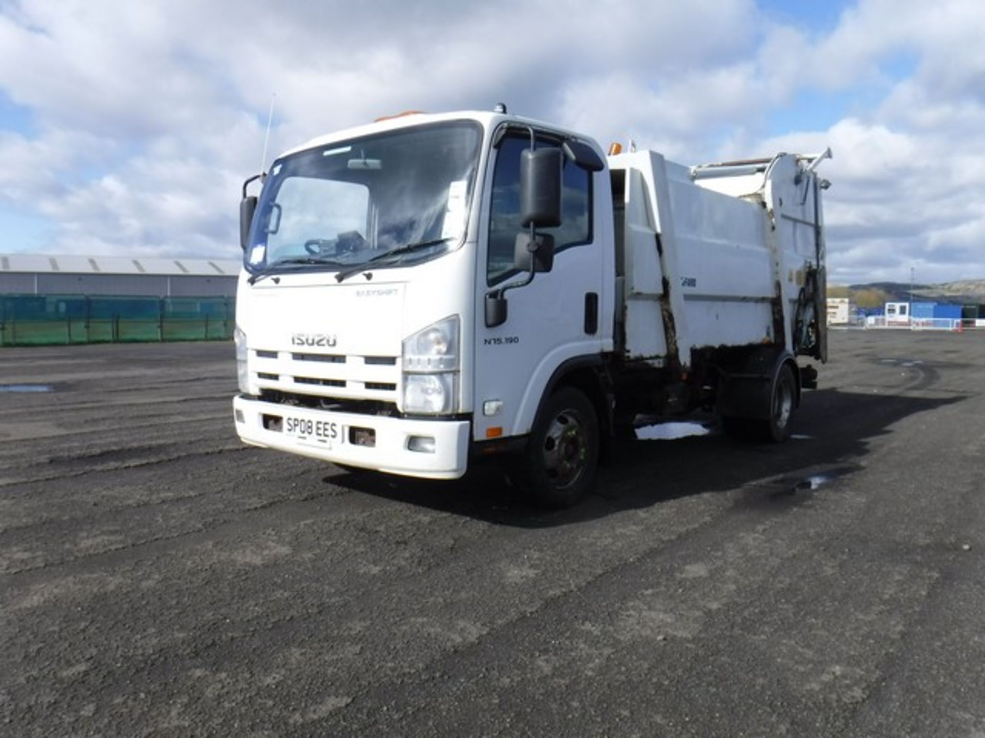 ISUZU TRUCKS NQR 70 - 5193cc