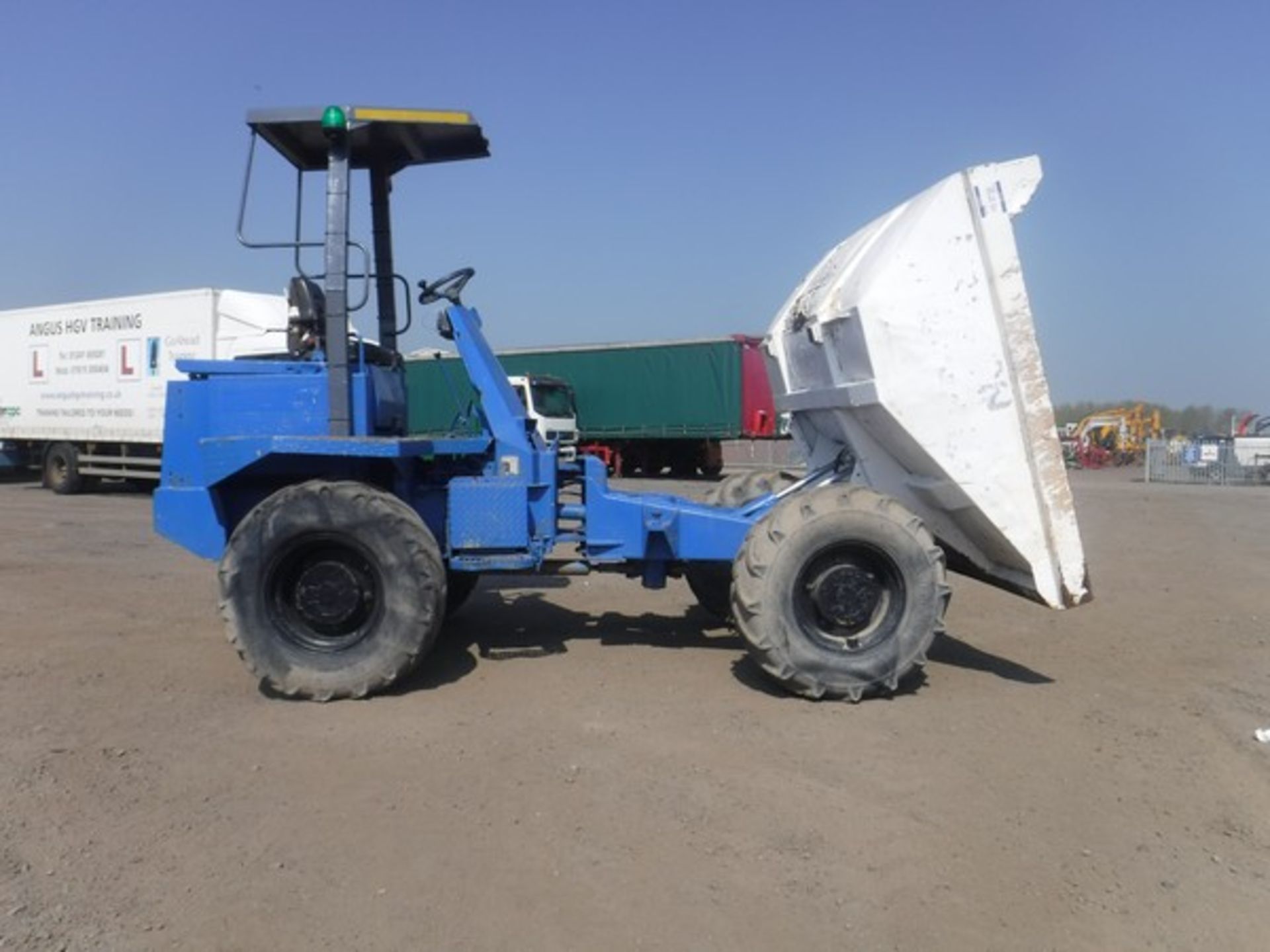 1997 THWAITES 6 tonne dumper. S/N 15-93159 - Image 3 of 7