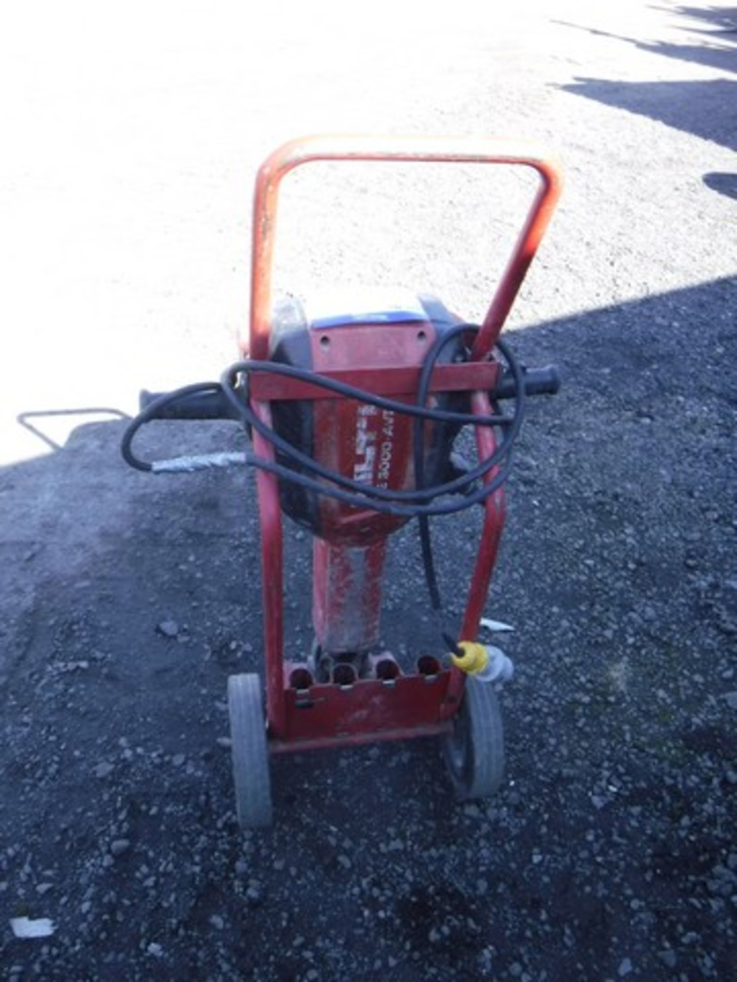 HILTI TE3000 AVR road breaker - Bild 2 aus 2