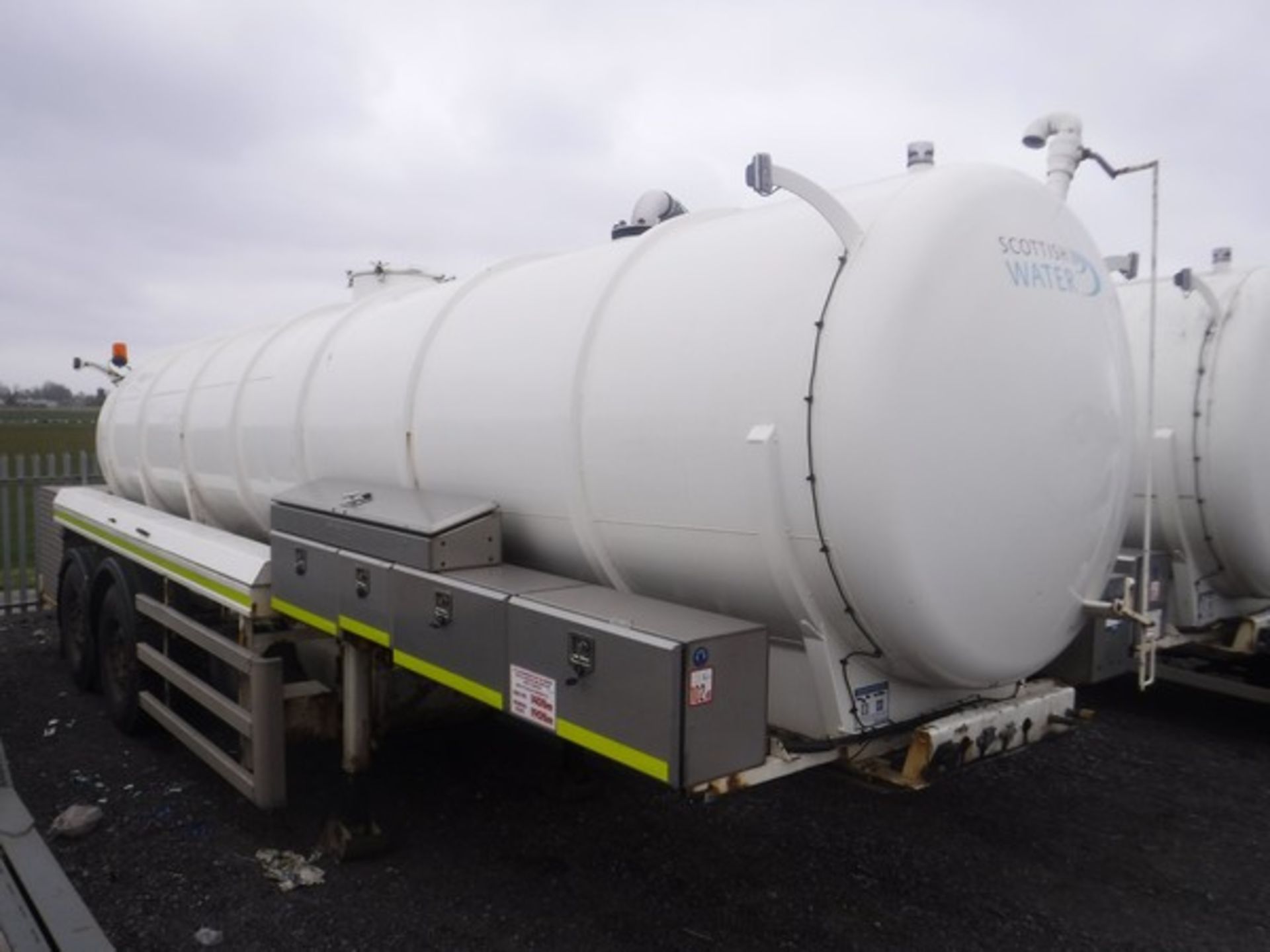 2008 WHALE JETTER tanker. On board deisel engine 18,000 litre capacity . Asset no C270272.