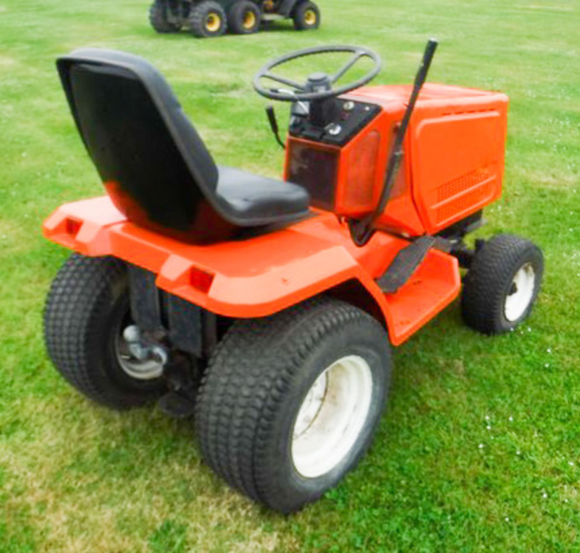 KUBOTA 14hp tractor, 4280hrs (not verified) - Bild 7 aus 11