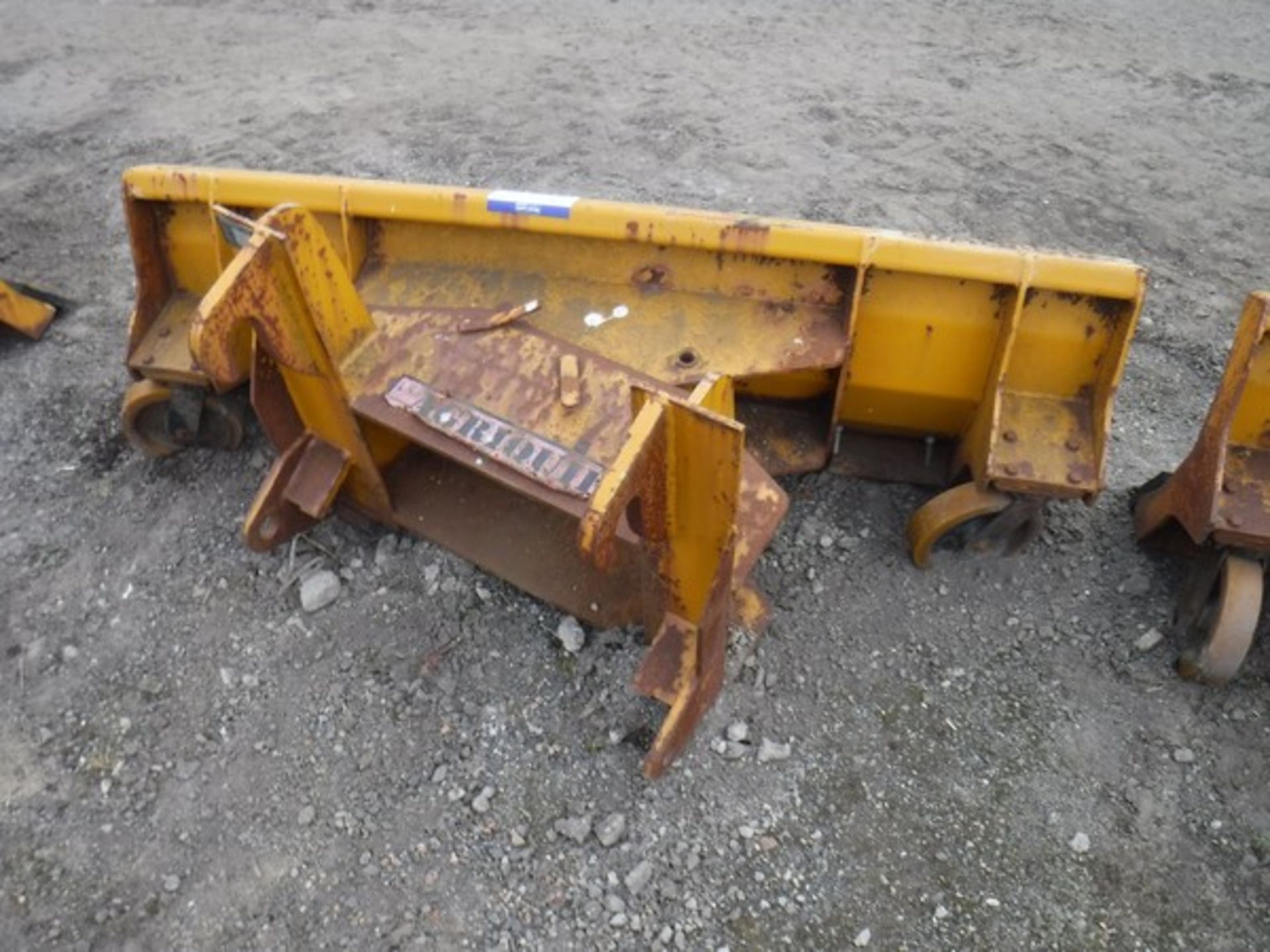 2005 AGRIQUIP snow plough for JCB 2CX - Bild 2 aus 3