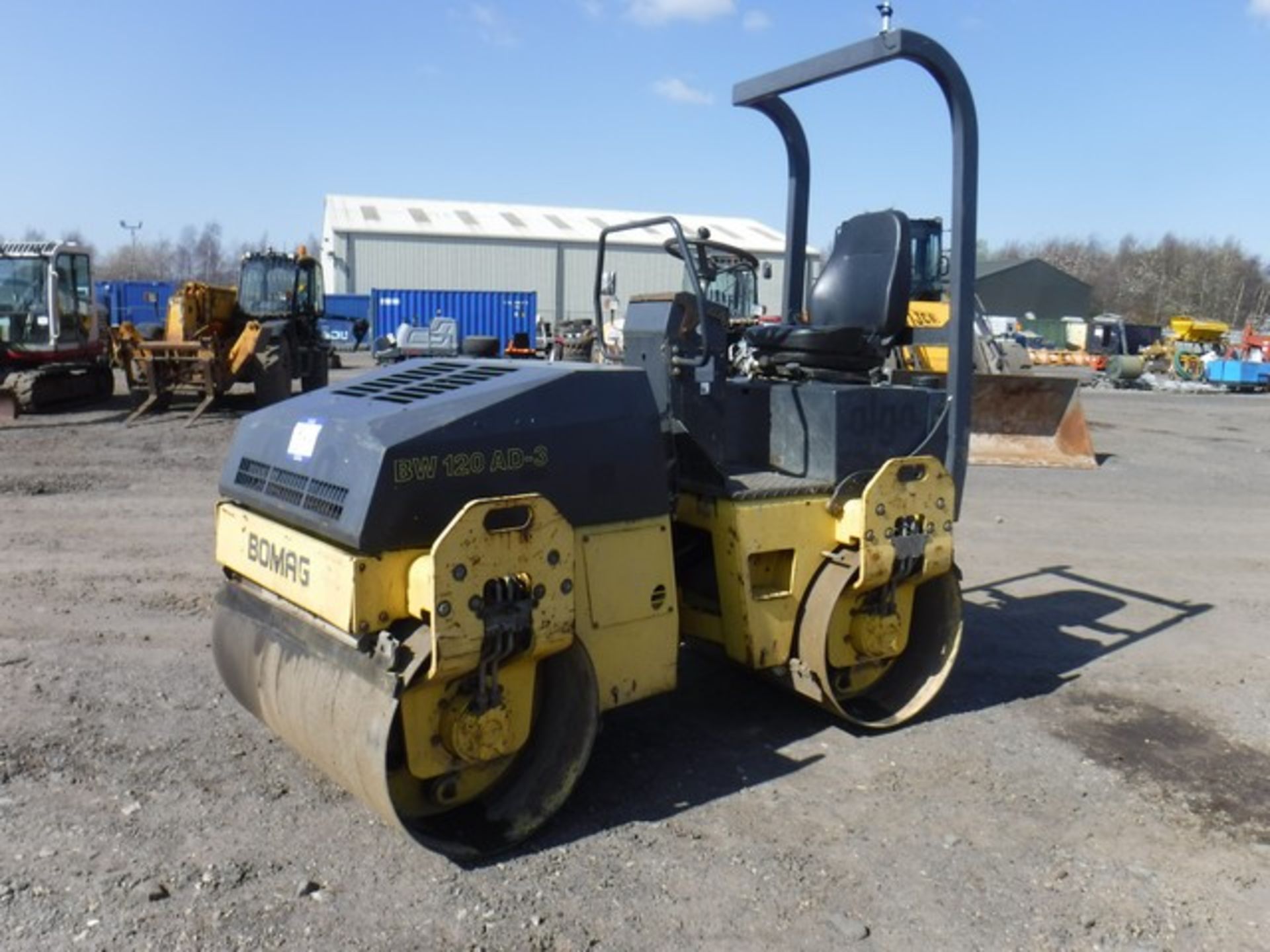 BOMAG 120 roller. Turns over but does not start.