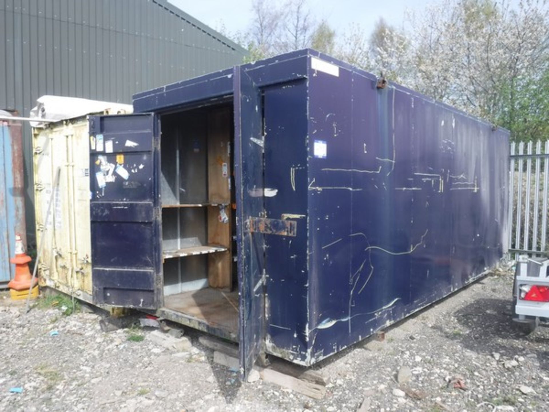 20&#39; X 8&#39; galvanised steel store fitted out with storage bins