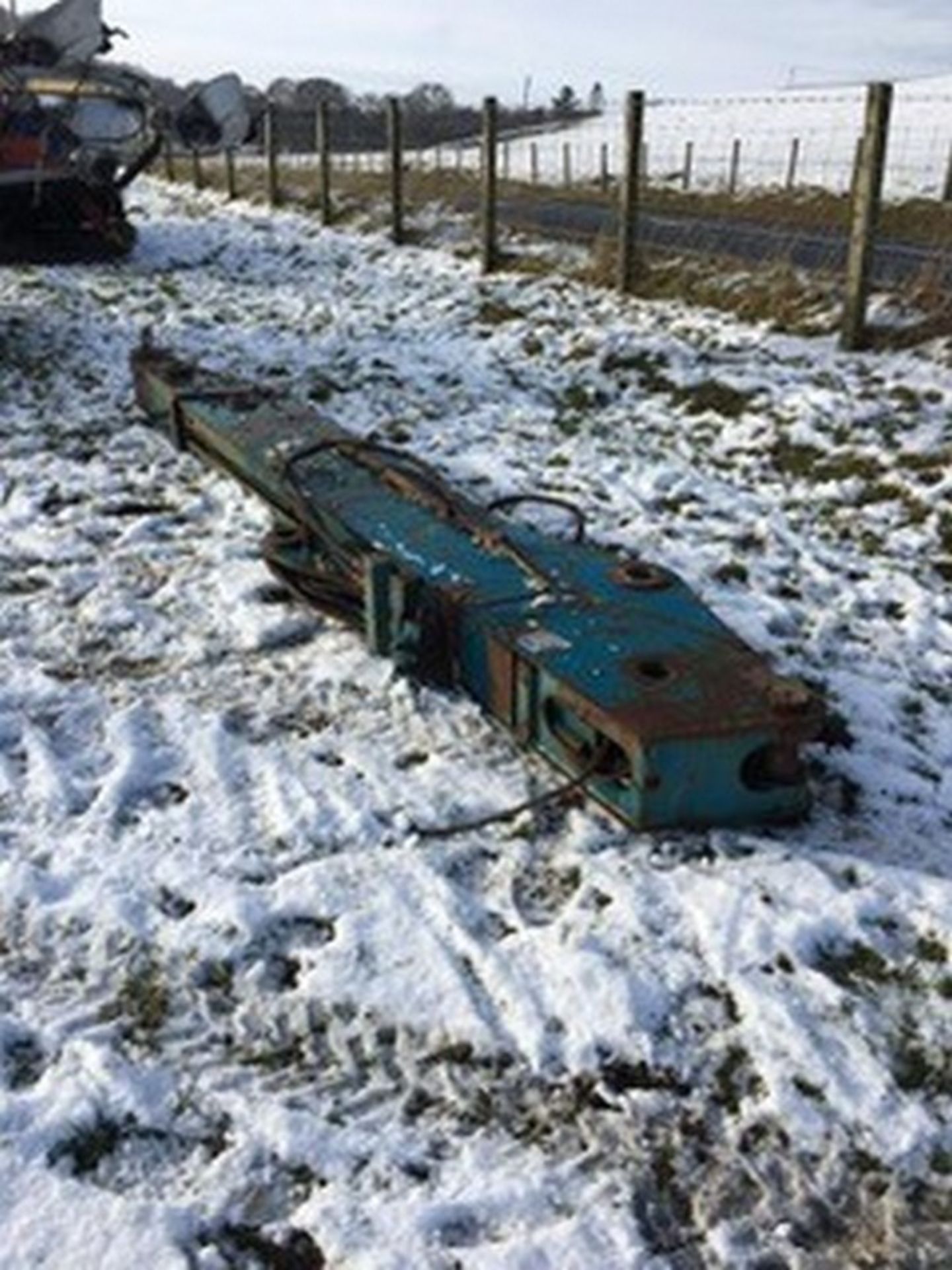 DOOSAN extendable dipper boom. . **To be sold from Errol auction site. Viewing and uplift - Bild 4 aus 4