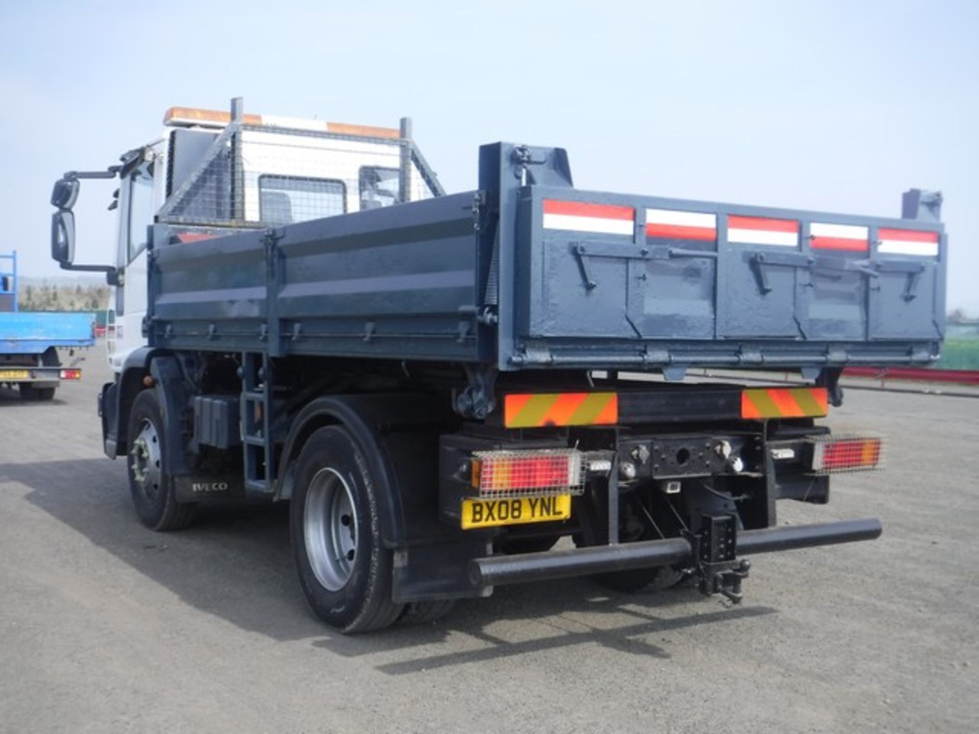 IVECO EUROCARGO - 5880cc - Bild 3 aus 8