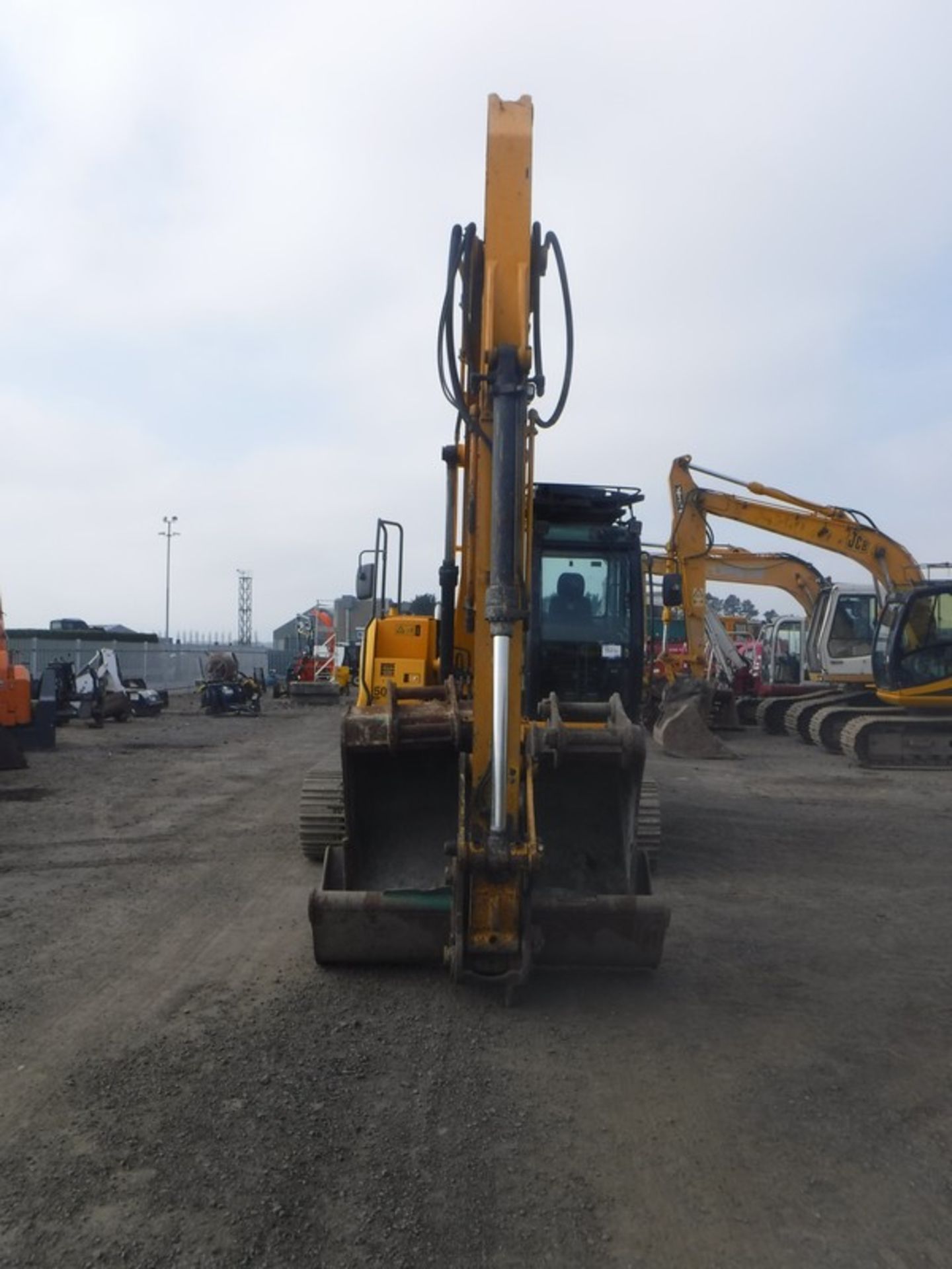 2001 JCB JS130 hydraulic excavator 5134hrs (not verified). Lift capacity 13147 kg. Fully - Bild 2 aus 11