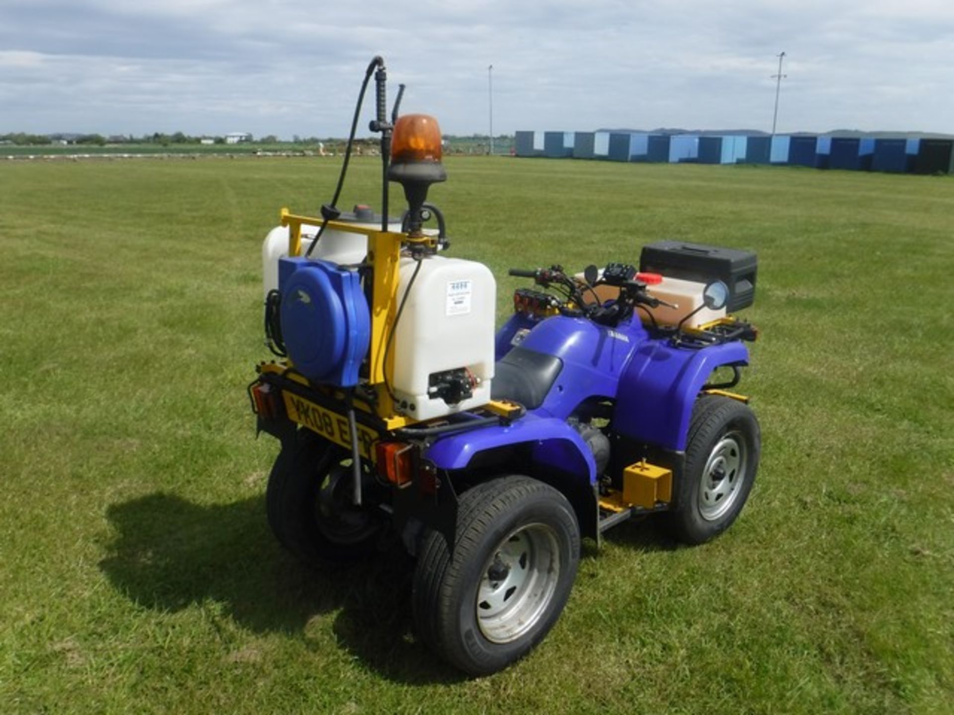 YAMAHA 2WD quad with sprayer and tanks 22351km (not verified) V5 --here - Image 3 of 6