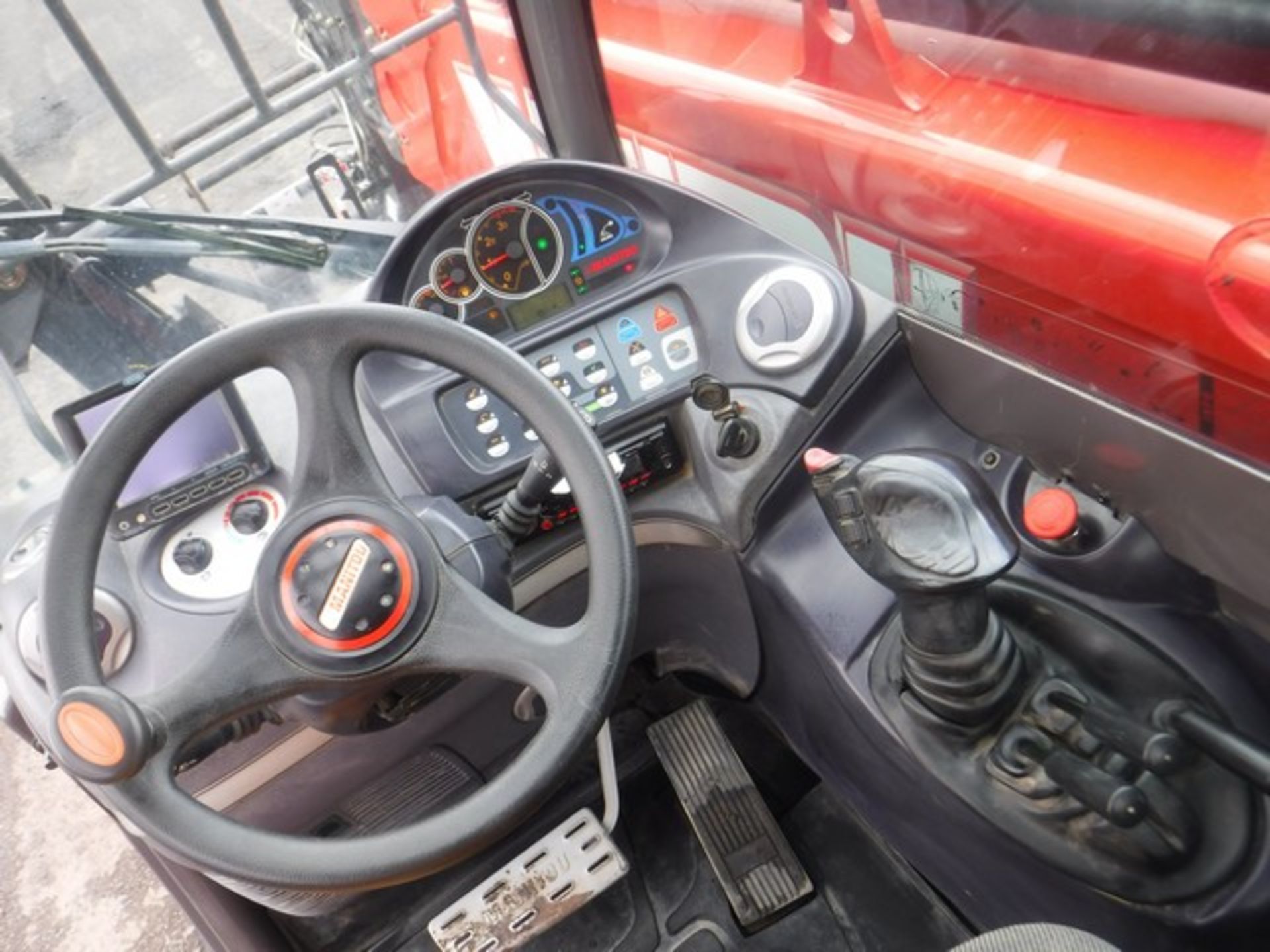 2014 MANITOU MT1840 TELESCOPIC FORKLIFT 6124 HRS REVERSE CAMERA REG SV64BLF - Image 8 of 9