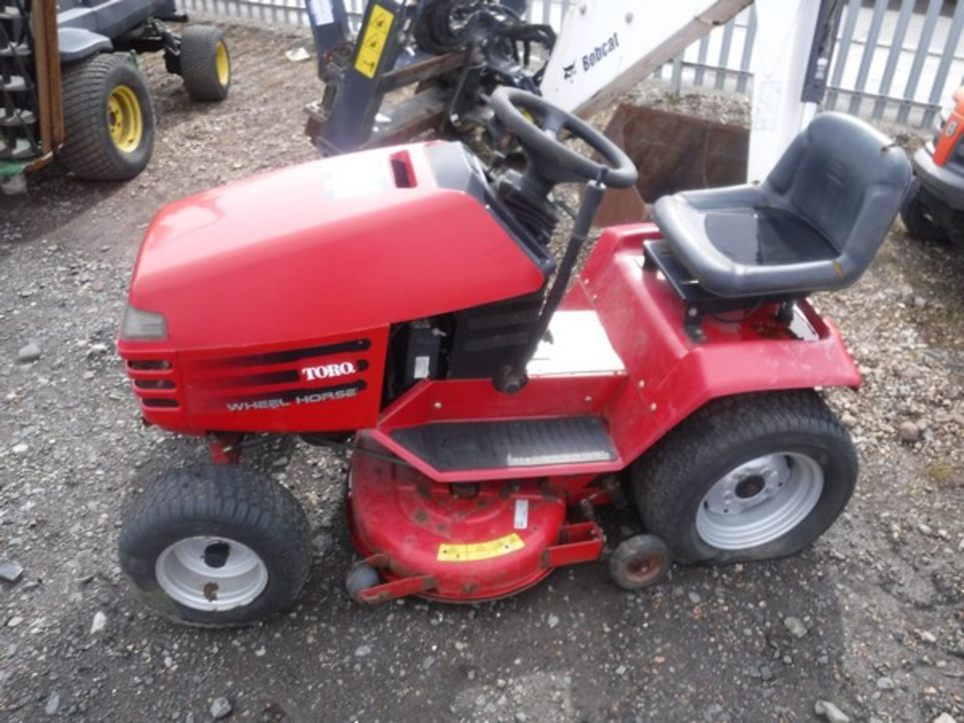 TOTOO 267-H ride on mower