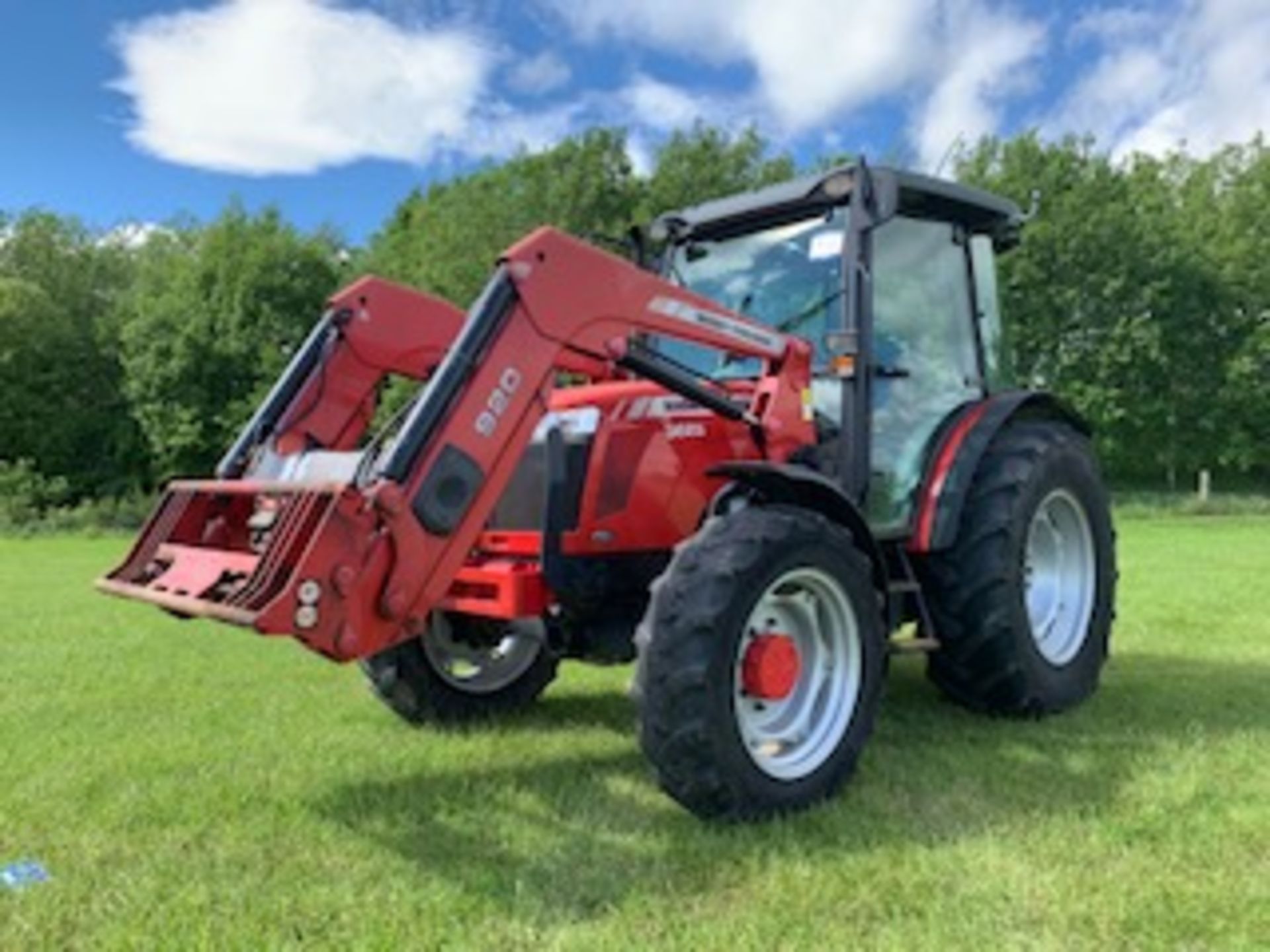 2008 Massey Ferguson 3625 4WD Tractor c/w MF 920 loader only 549hrs (not verified) SN - T - Image 3 of 11