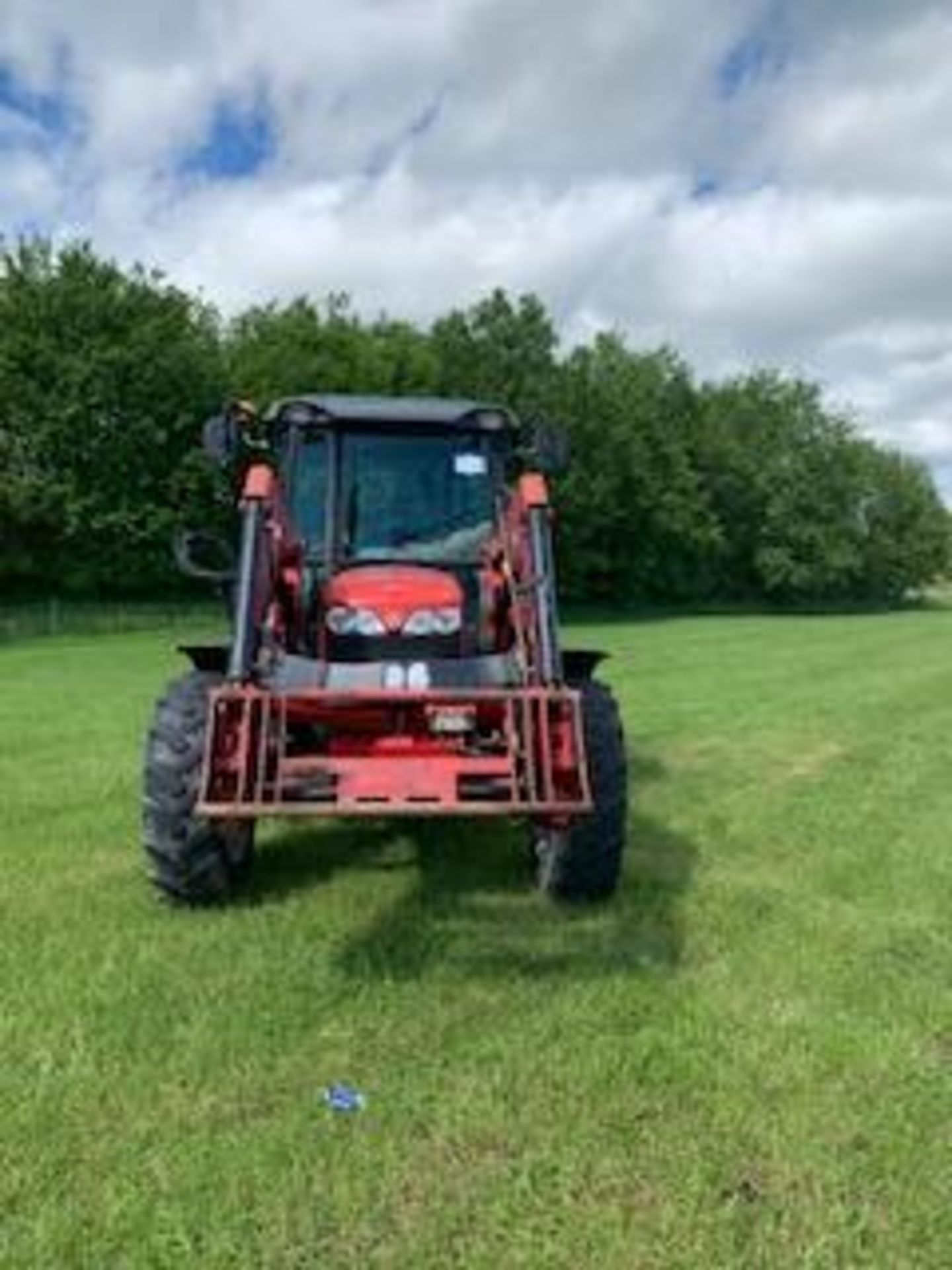 2008 Massey Ferguson 3625 4WD Tractor c/w MF 920 loader only 549hrs (not verified) SN - T - Image 2 of 11