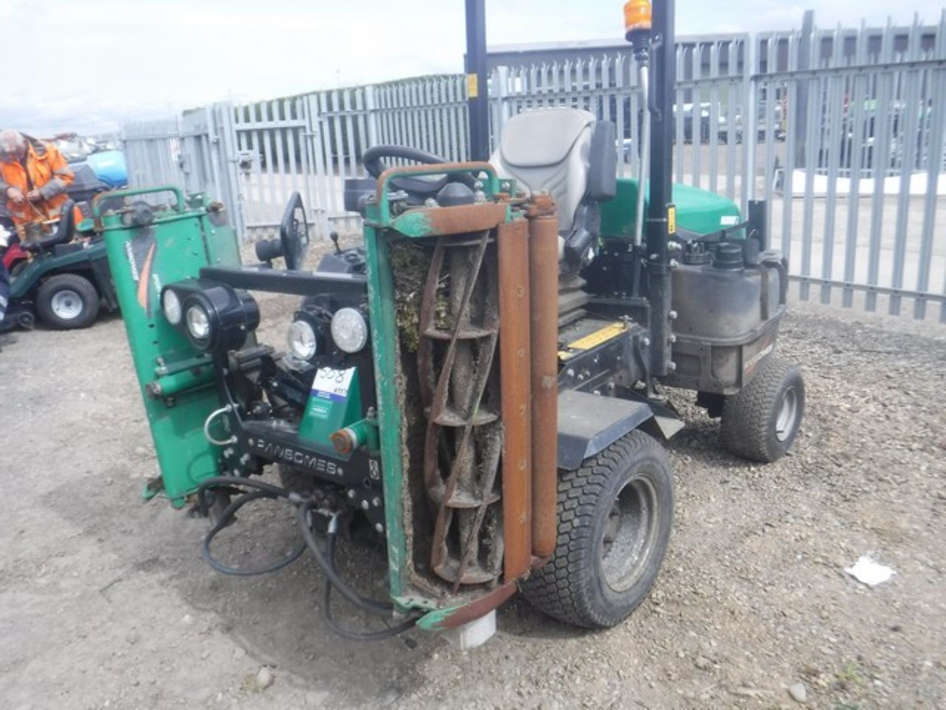 2014 RANSOME HIGHWAY-3 REEL MOWER 1691HRS (NOT VERIFIED)