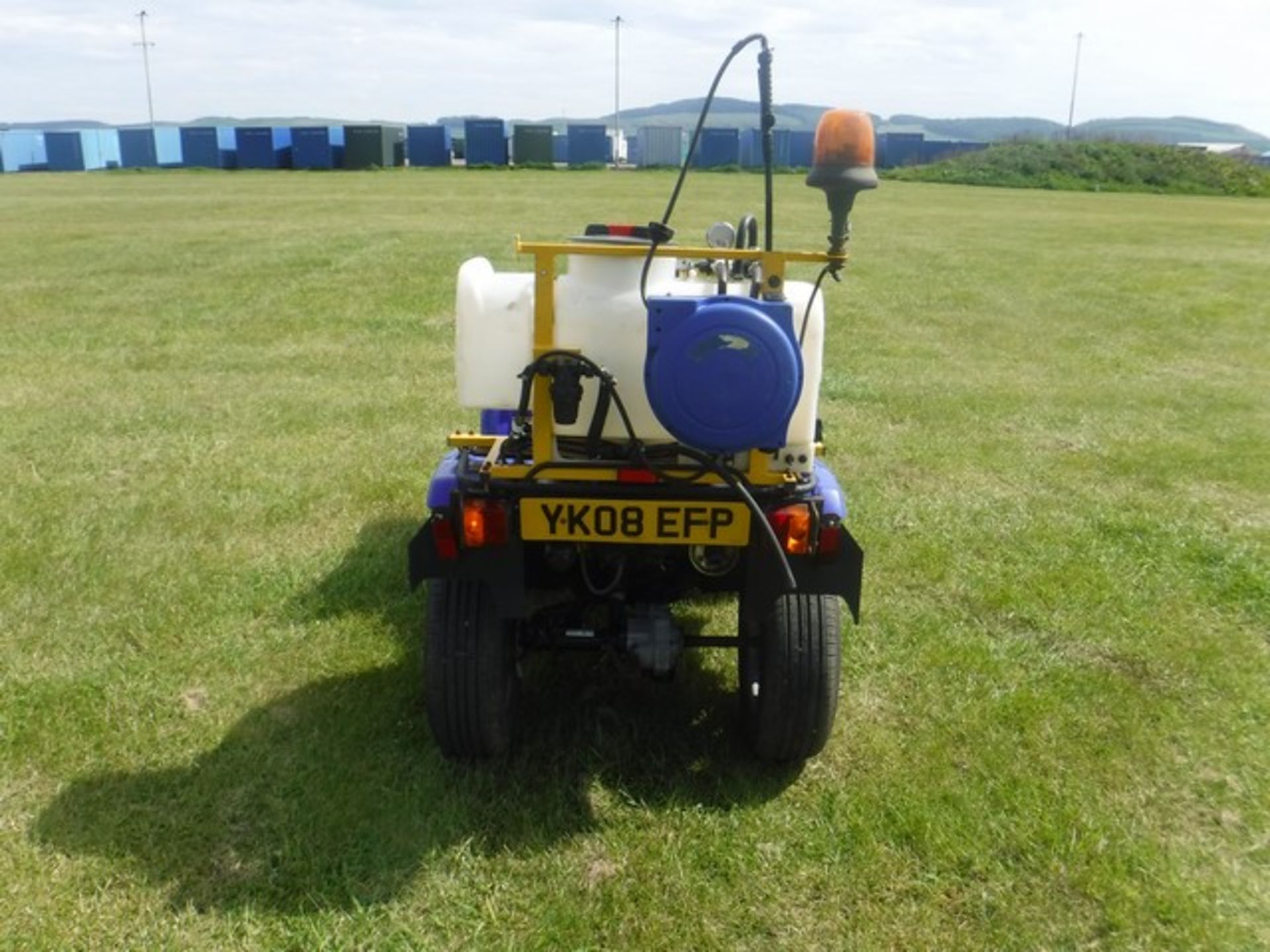 YAMAHA 2WD quad with sprayer and tanks 22351km (not verified) V5 --here - Image 4 of 6