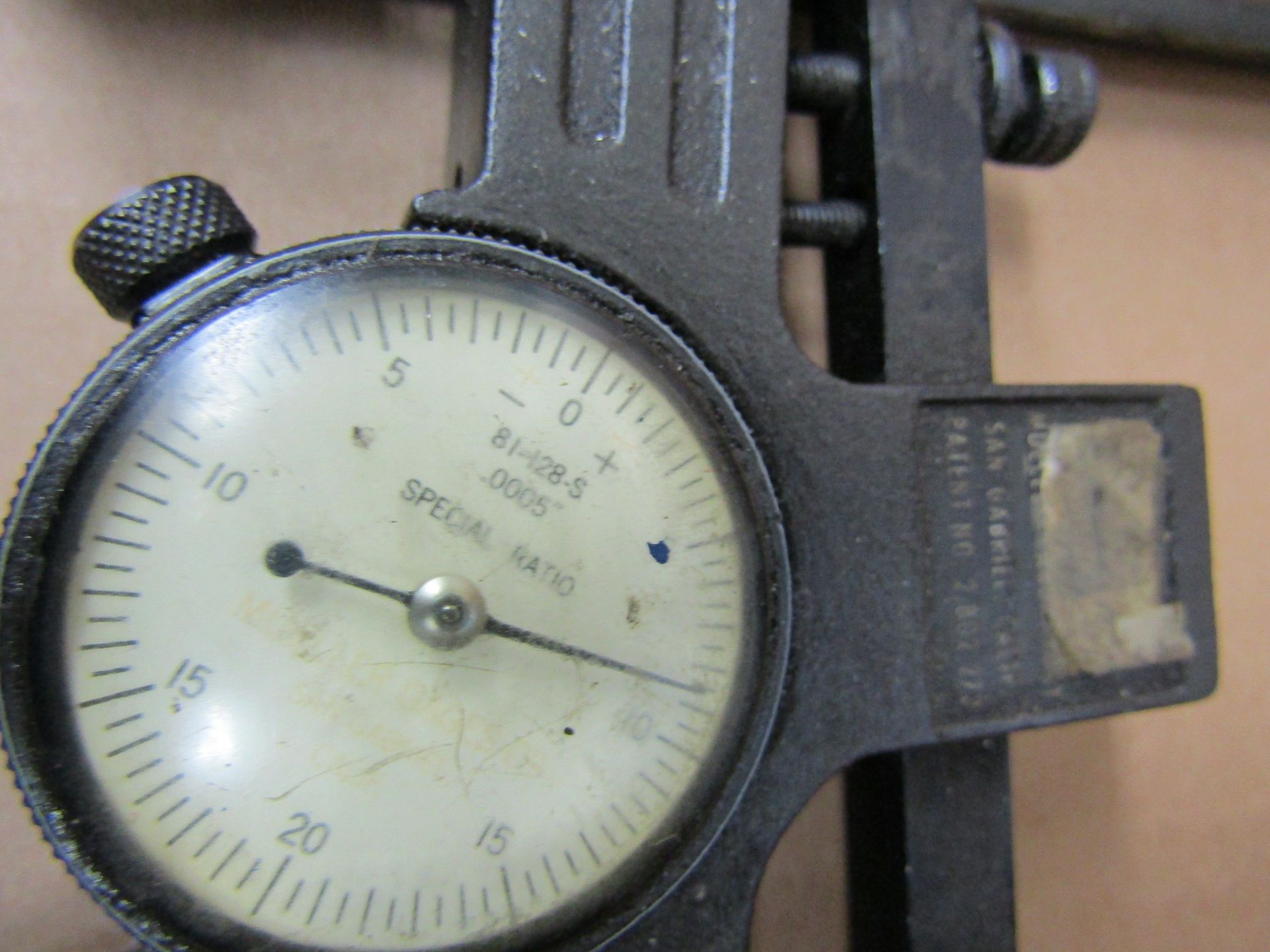 MUELLER AND FEDERAL DIAL GROOVE GAGES - Image 4 of 4