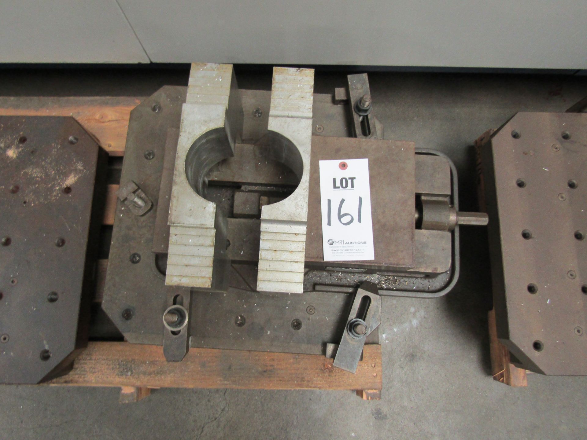 MORI SEIKI 19 3/4" X 19 3/4" PALLETS (2) - Image 2 of 3