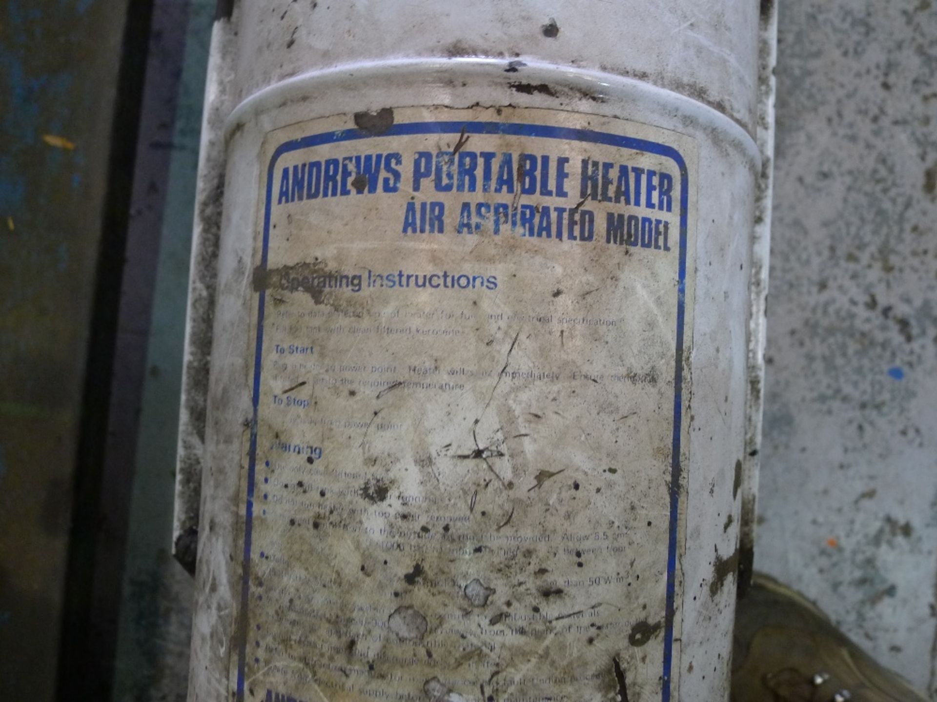 1 space heater by Andrews – kerosene / 240v - Image 2 of 2