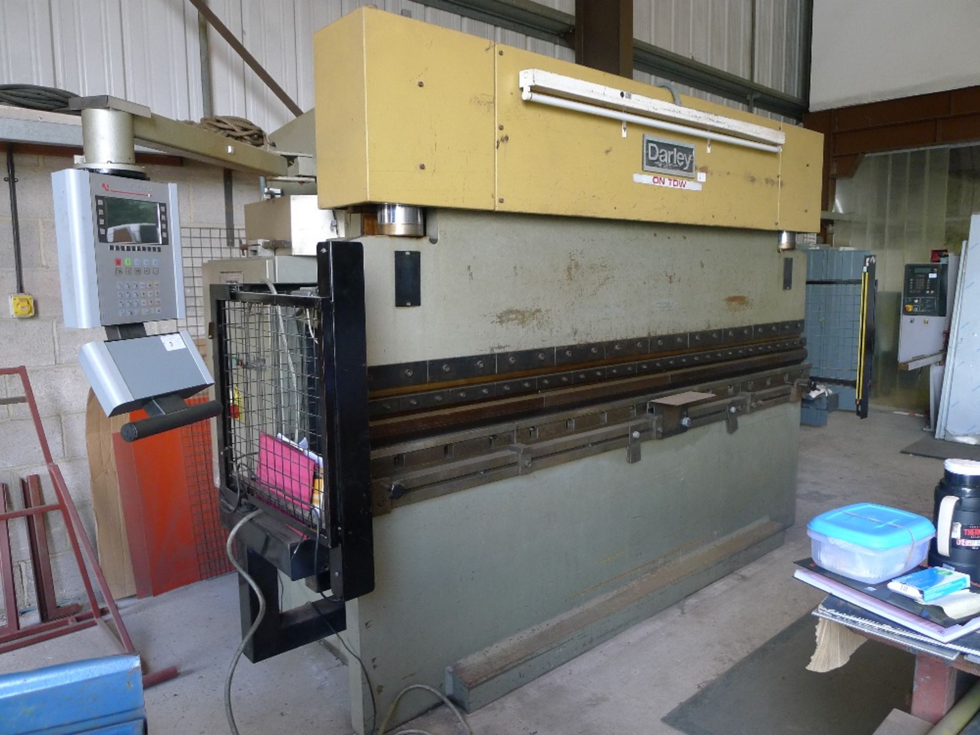 1 Darley press brake model EHP110 31/25, machine number 12763, YOM 1986, bending pressure 1100kN, - Image 3 of 10