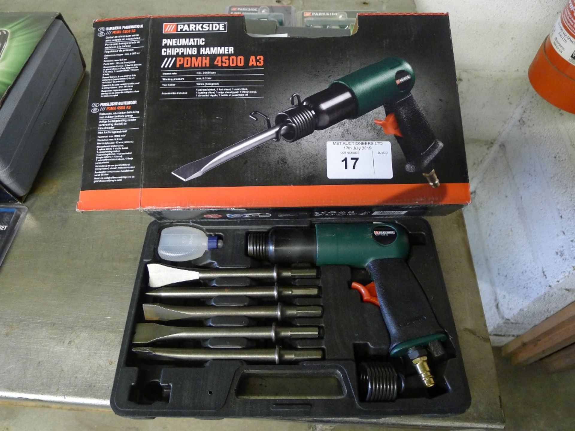 1 Parkside air needle scaler type PDNE 4000A1, 1 Parkside air chipping hammer, a 2 way air - Image 3 of 4