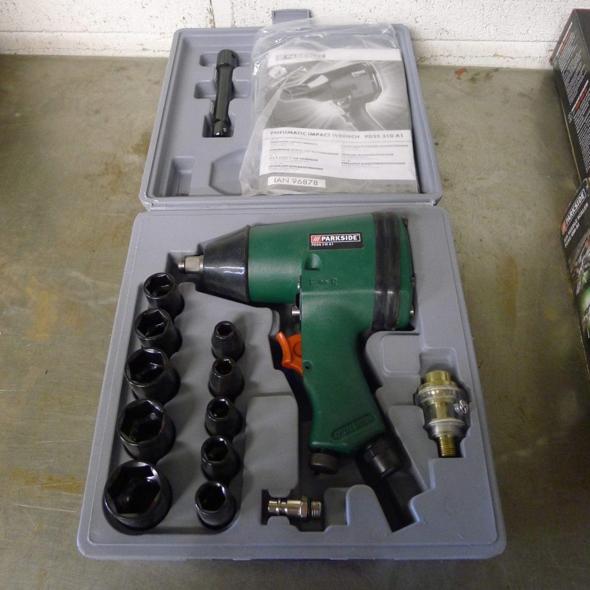 1 Parkside air impact wrench type PDSS 310A1, a 4 way air distributor and an air connector set - Image 3 of 4