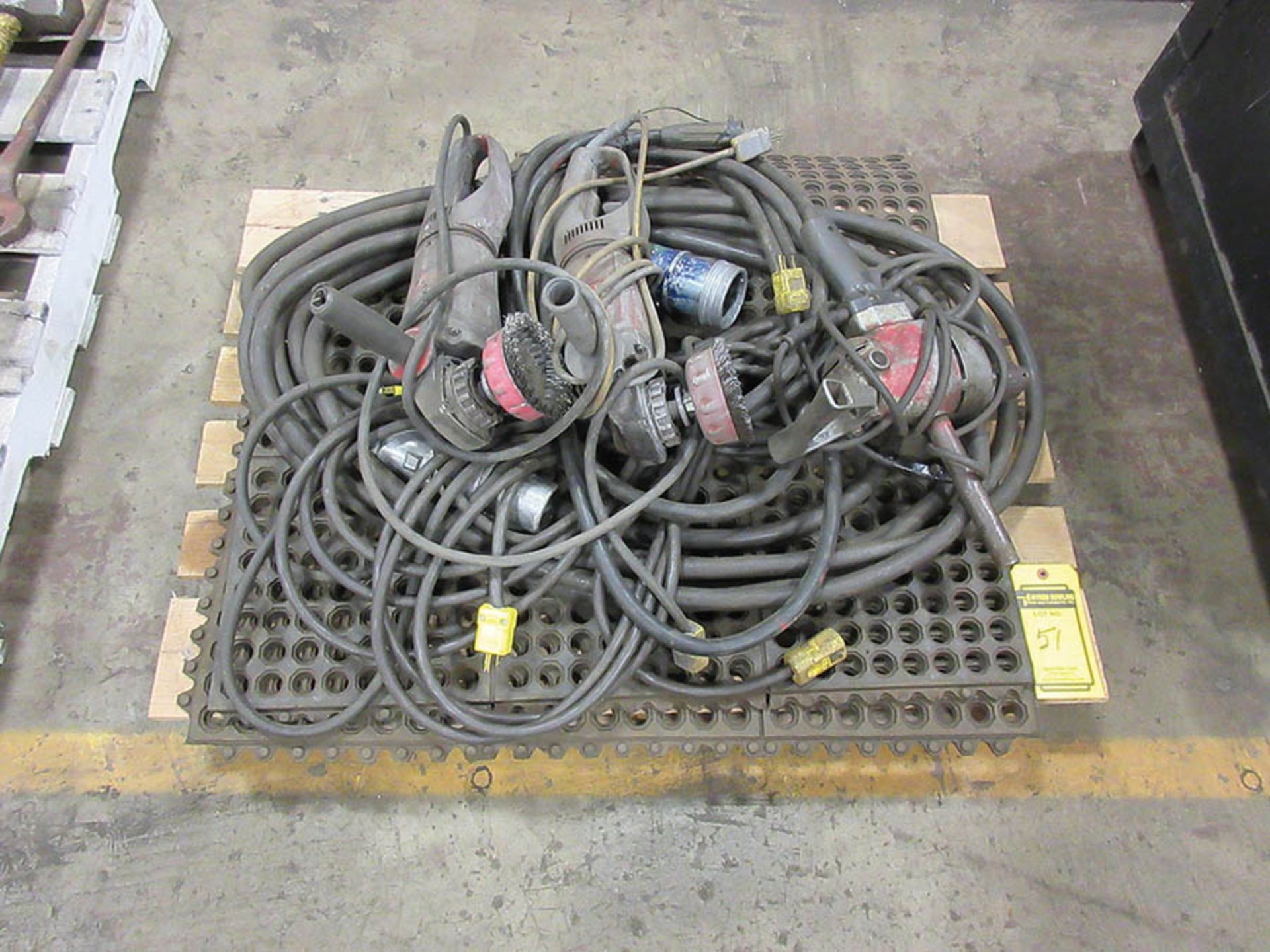 PALLET WITH 2 HITACHI 7'' ANGLE GRINDERS, HITACHI HD DRILL AND HD EXTENSION CORD